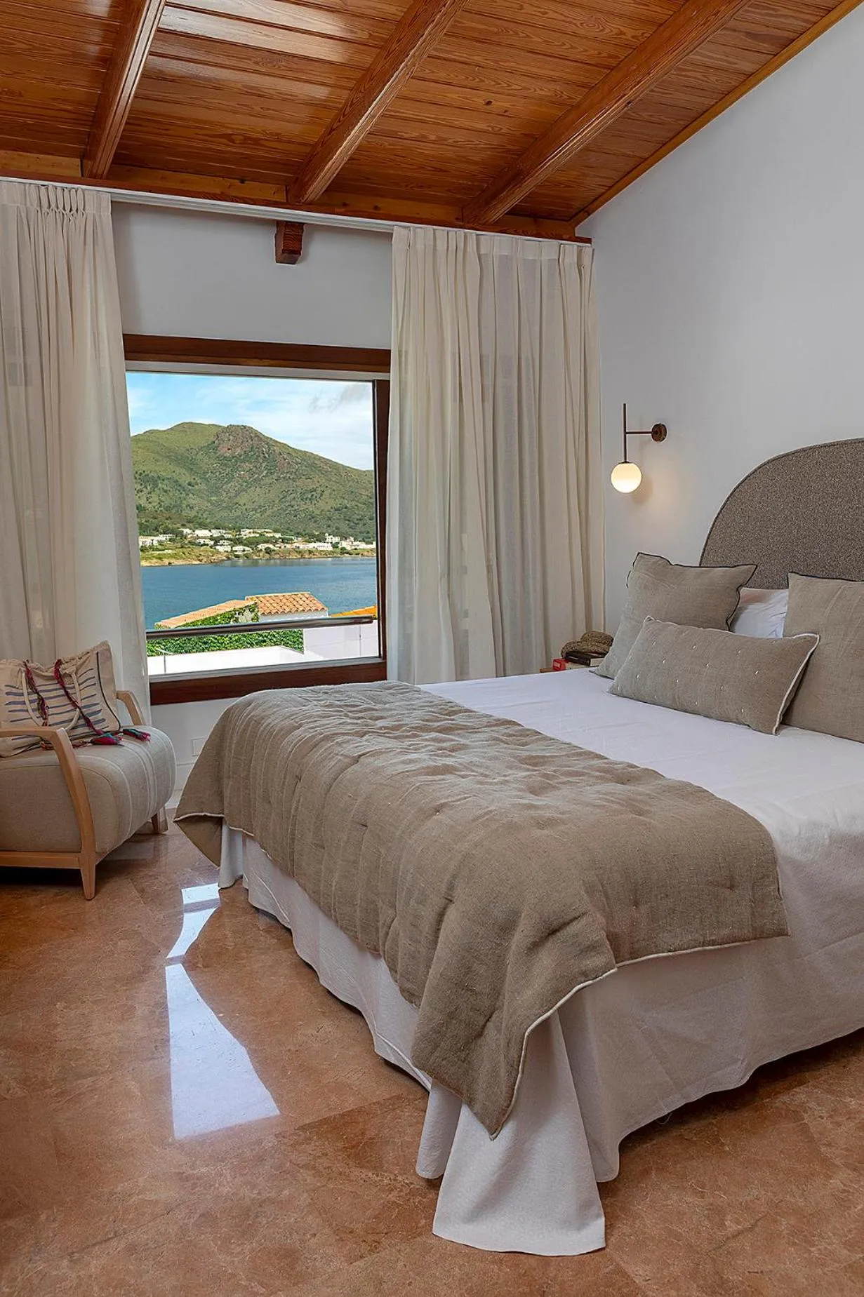 Photo of the whole room, Bed in Hotel Spa Porto Cristo