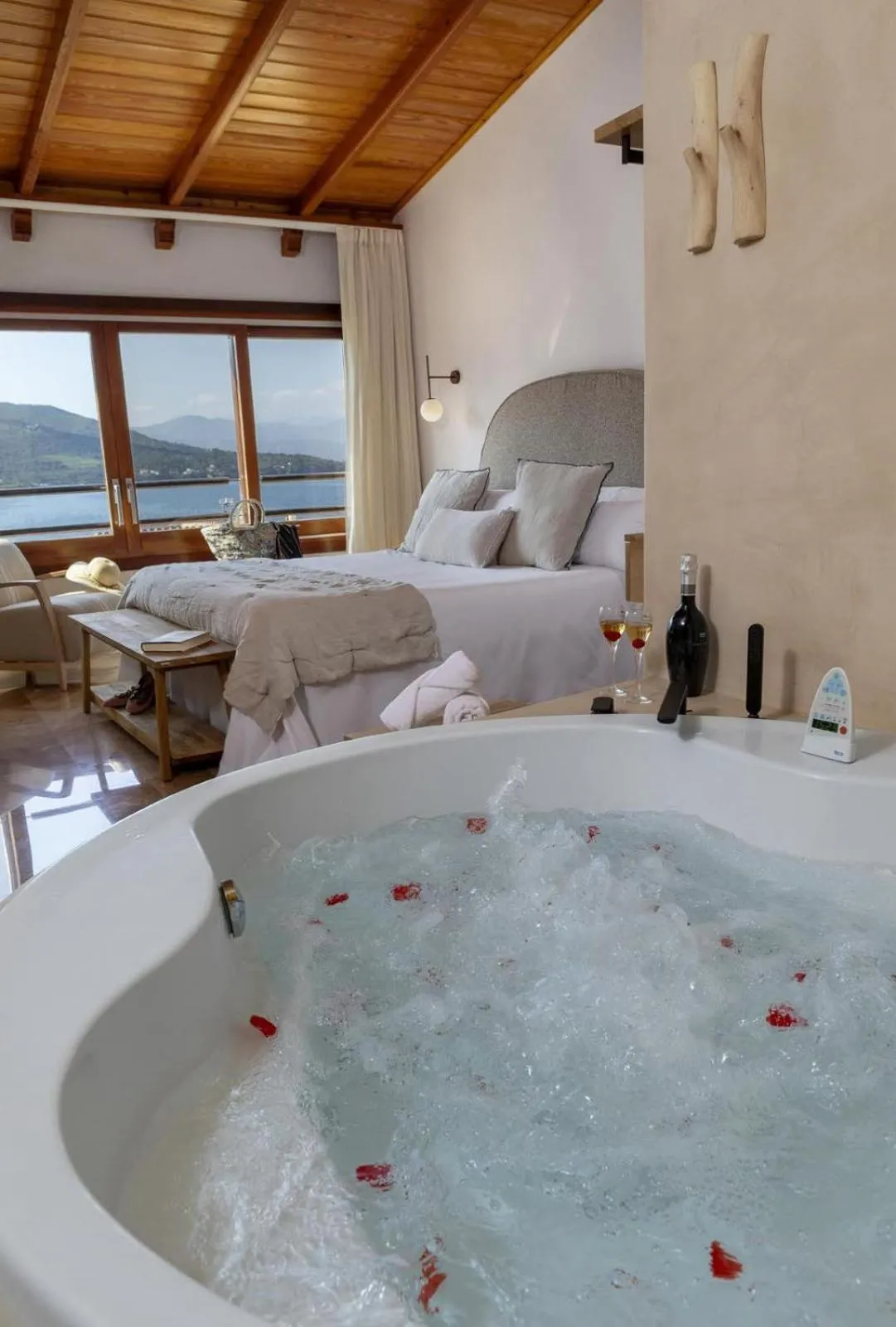 Natural landscape, Bed in Hotel Spa Porto Cristo