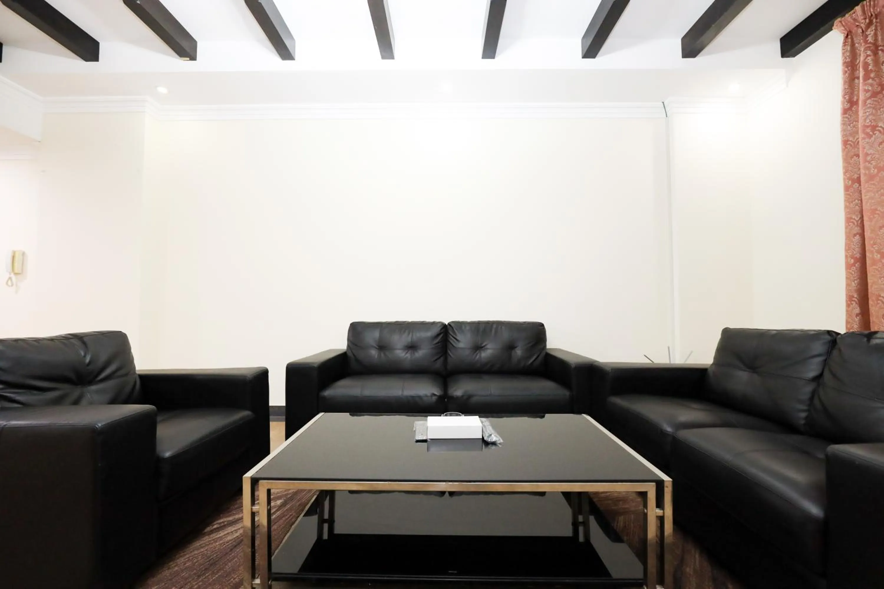 Living room in Pearl Bahrain Suites