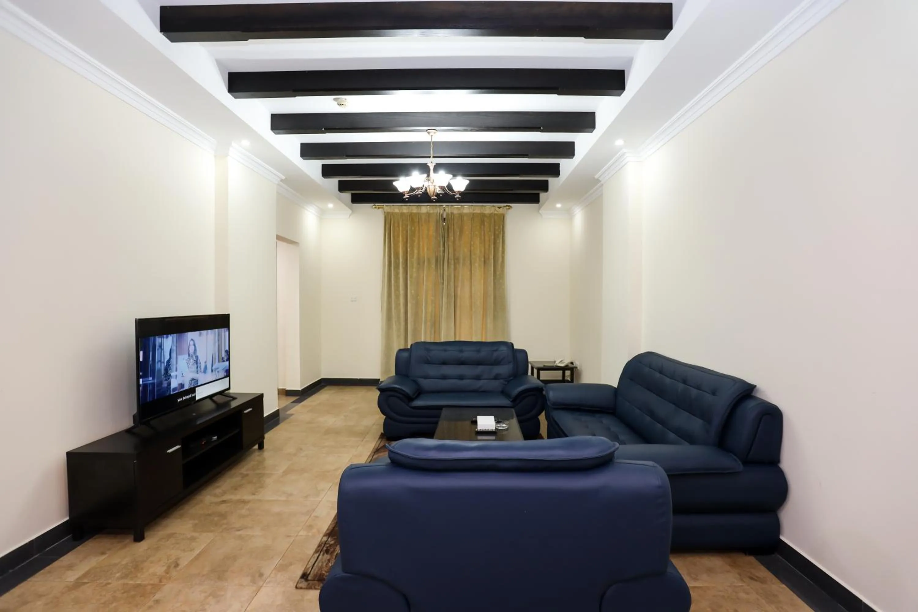 TV and multimedia in Pearl Bahrain Suites