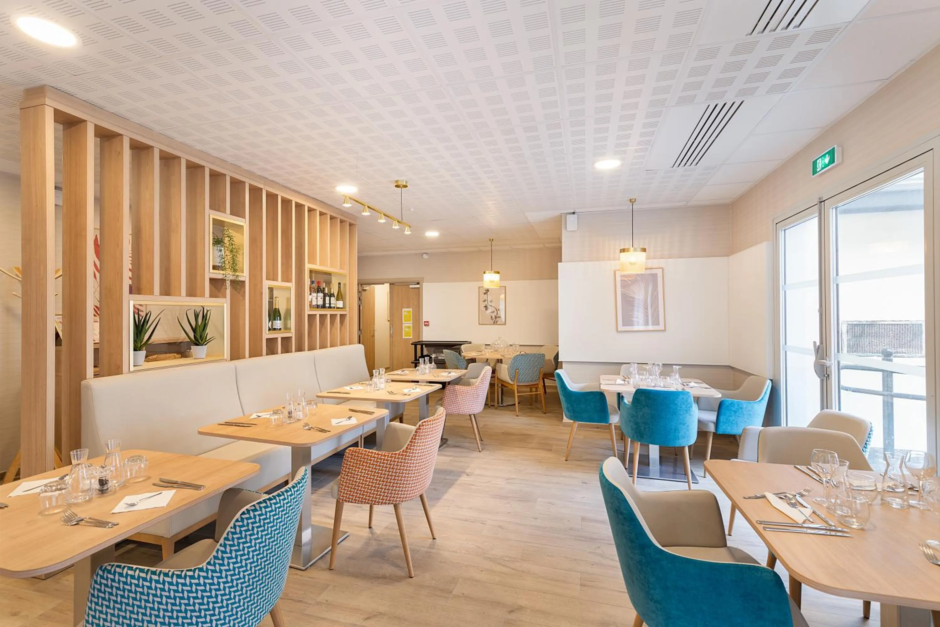 Restaurant/places to eat in Zenao Appart'hôtels Le Raincy