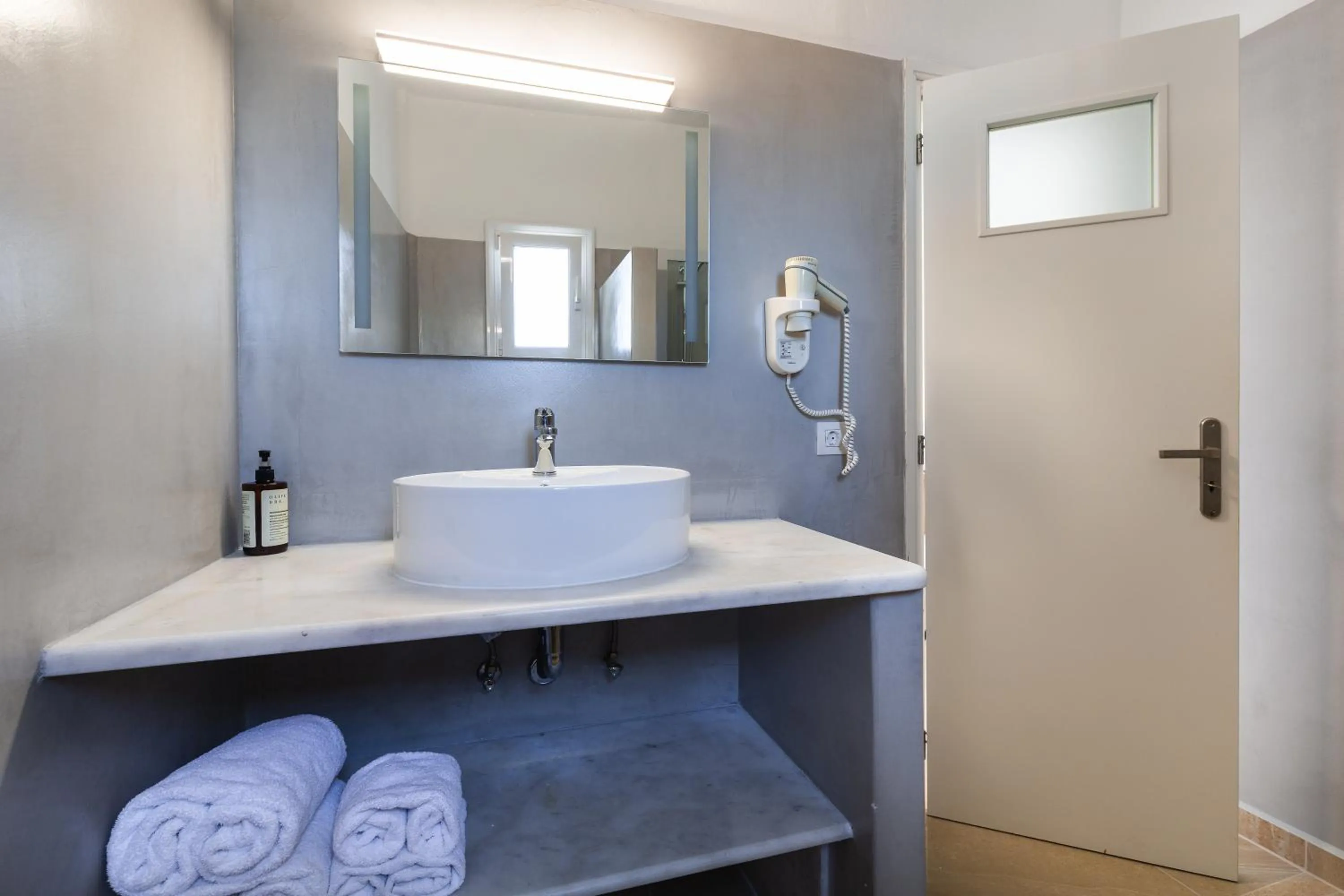 Bathroom in Pyrgaki Hotel