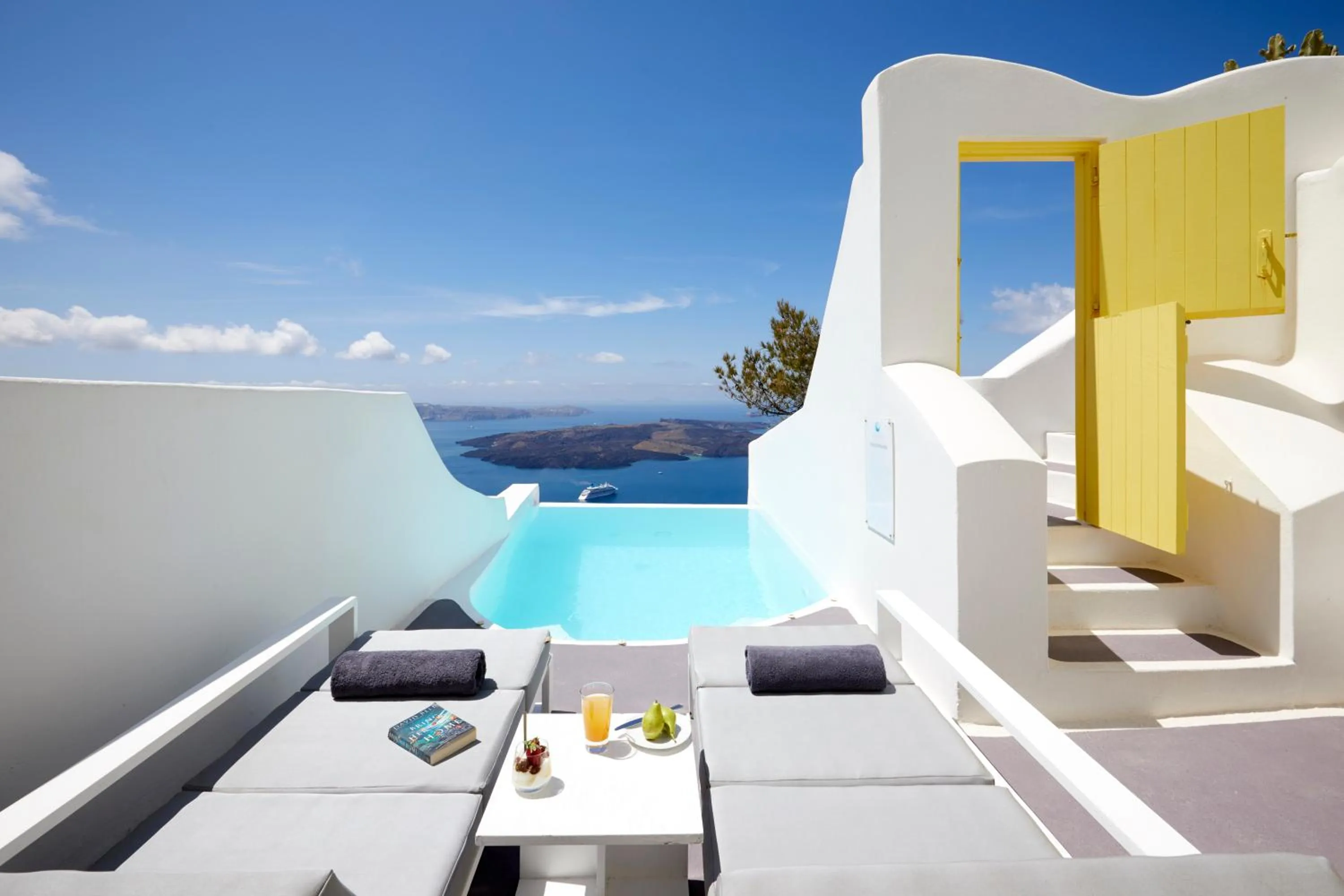 Balcony/Terrace in Dreams Luxury Suites