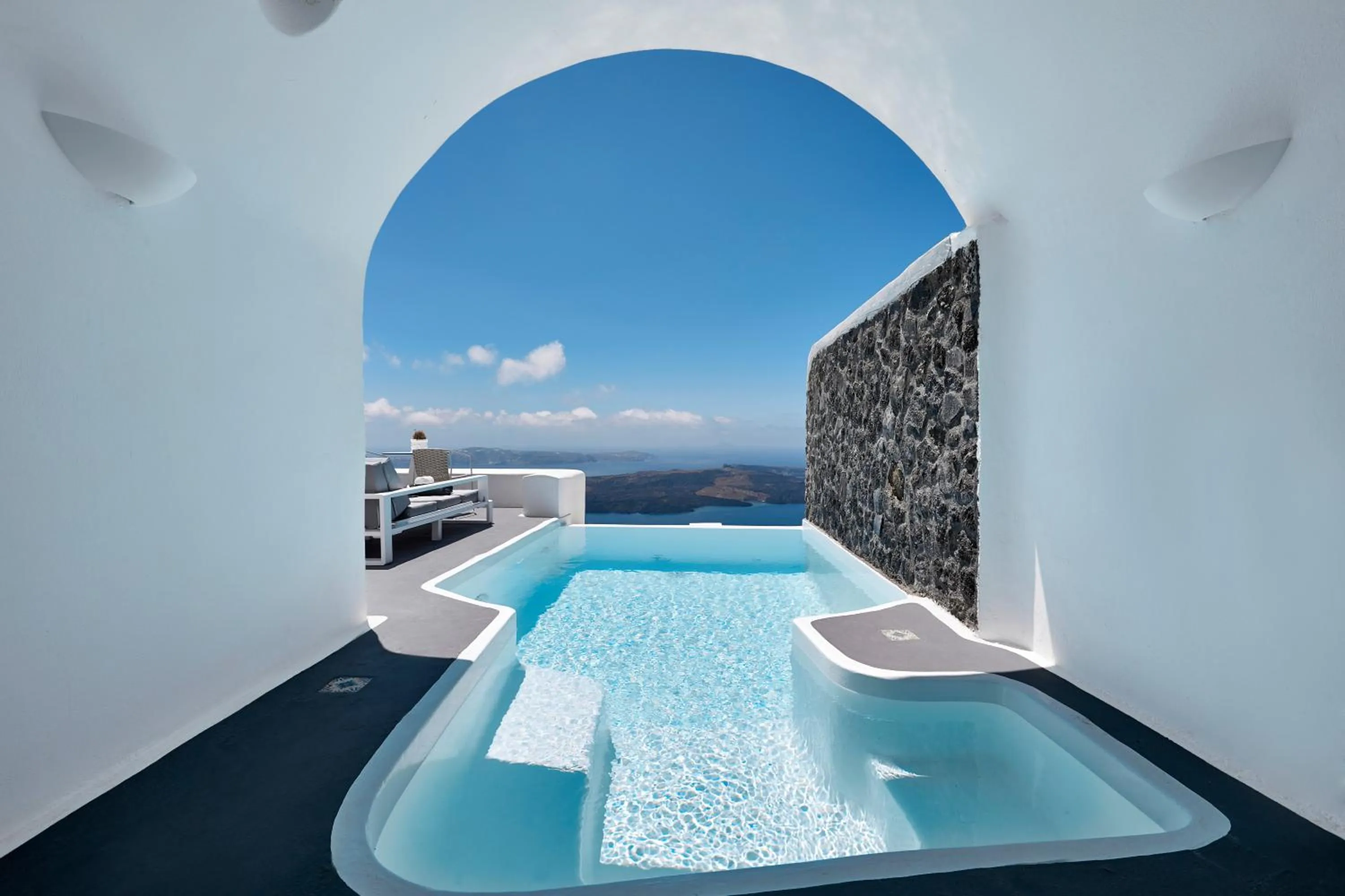 Pool view in Dreams Luxury Suites