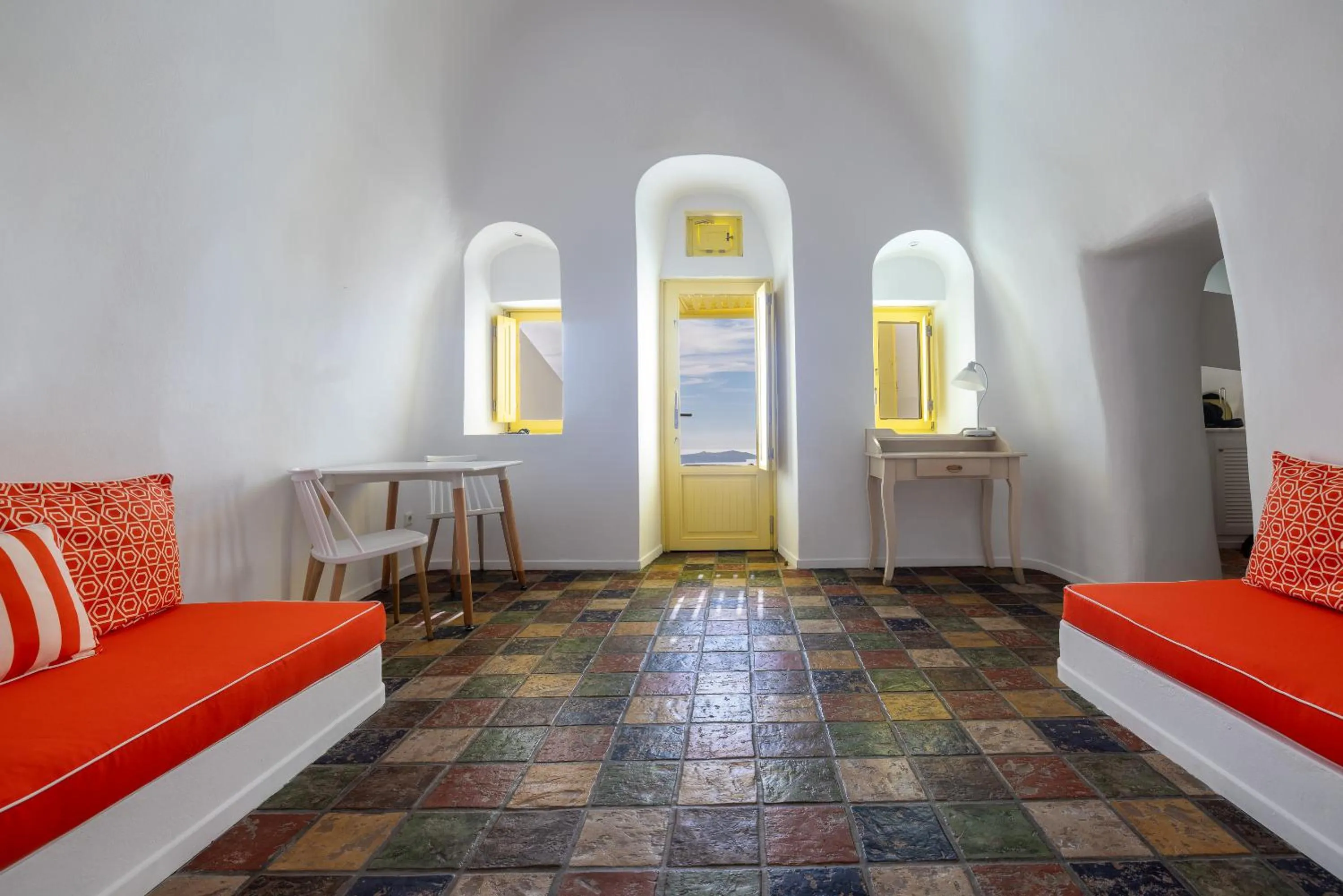 Seating area, Bed in Dreams Luxury Suites