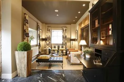 Communal lounge/ TV room in Hotel Palacio Muñatones