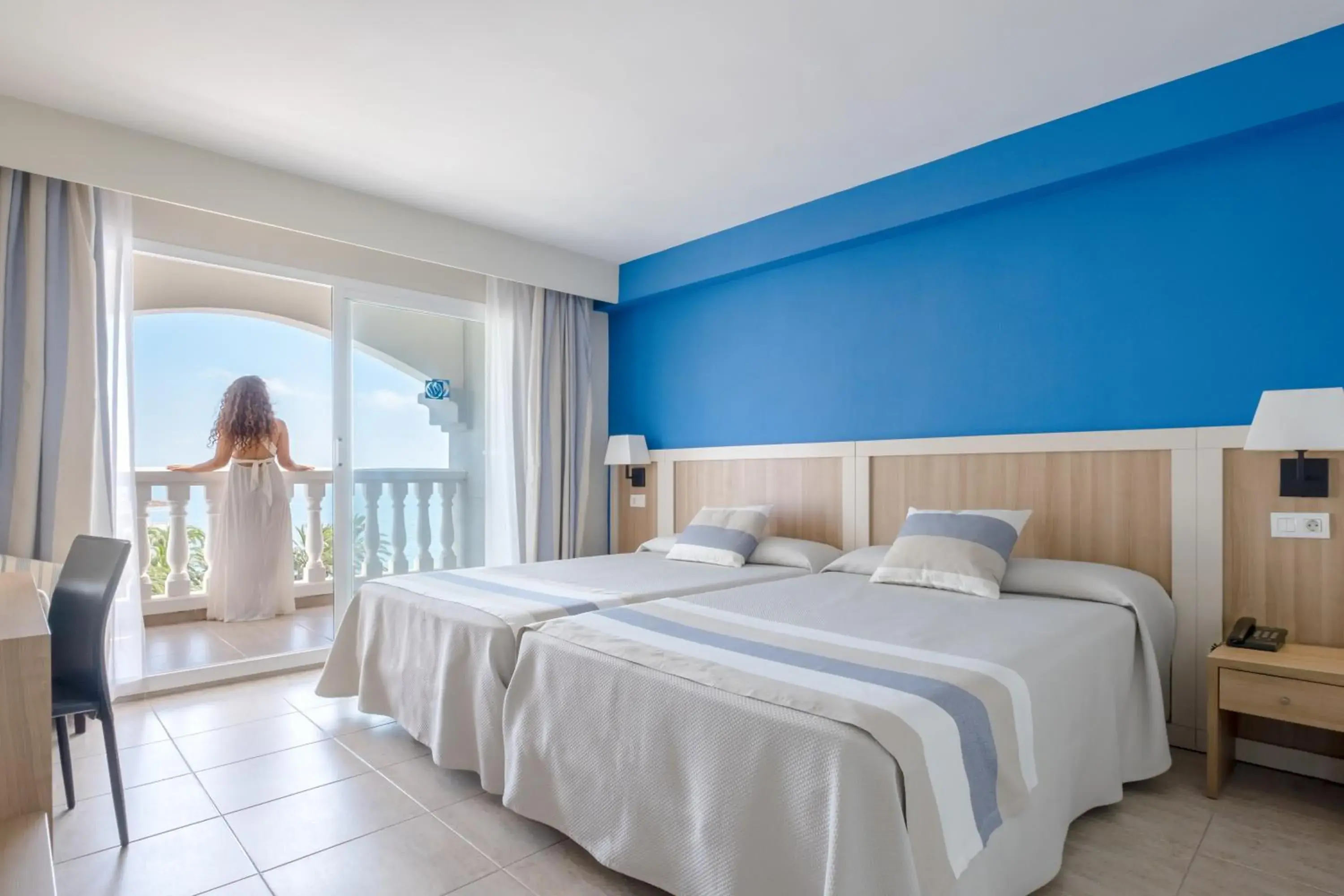 Twin Room with Sea View (3 Adults) in Gran Hotel Las Fuentes Twin Room with Sea View (3 Adults) in Gran Hotel Las Fuentes