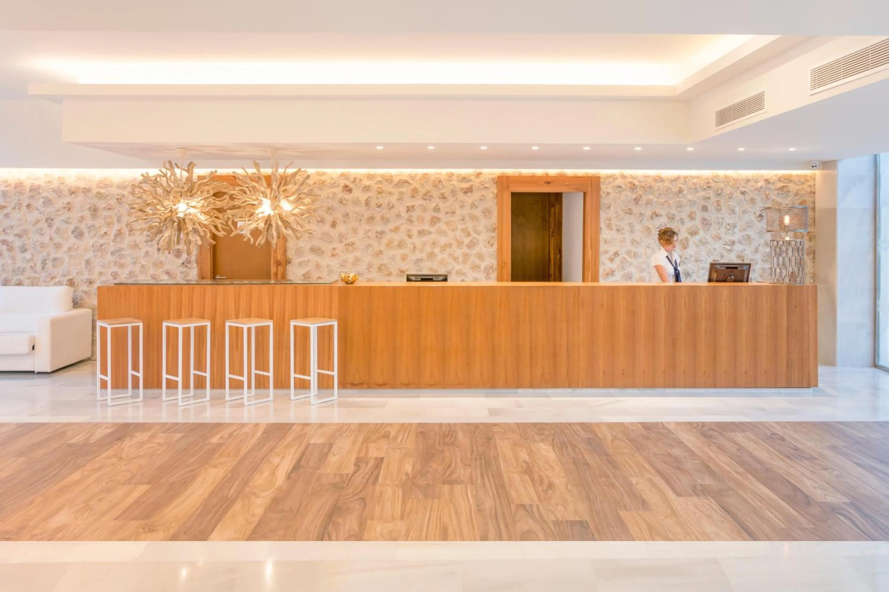 Lobby or reception in MarSenses Puerto Pollensa Hotel & Spa Adults Only