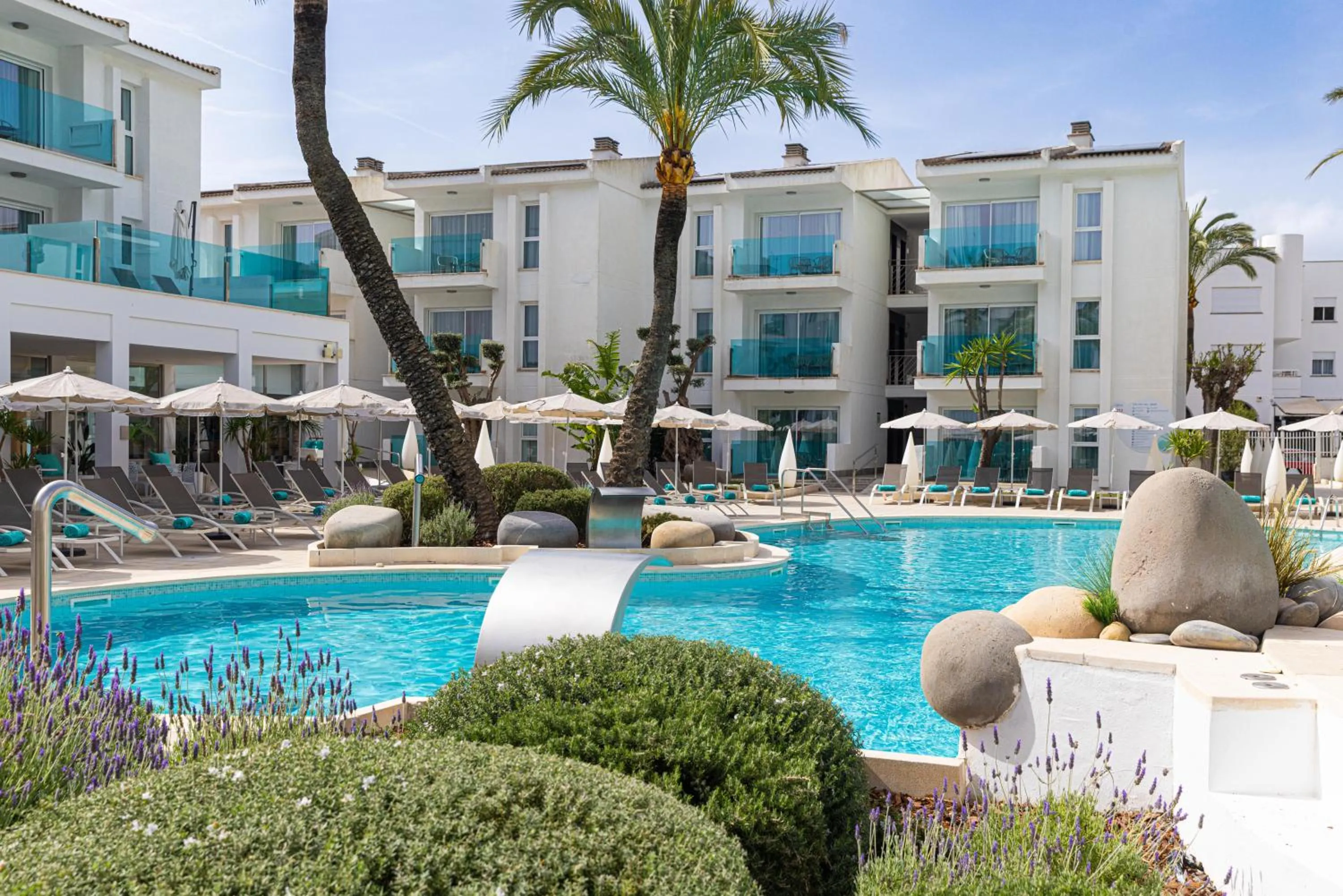 Swimming pool in MarSenses Puerto Pollensa Hotel & Spa Adults Only