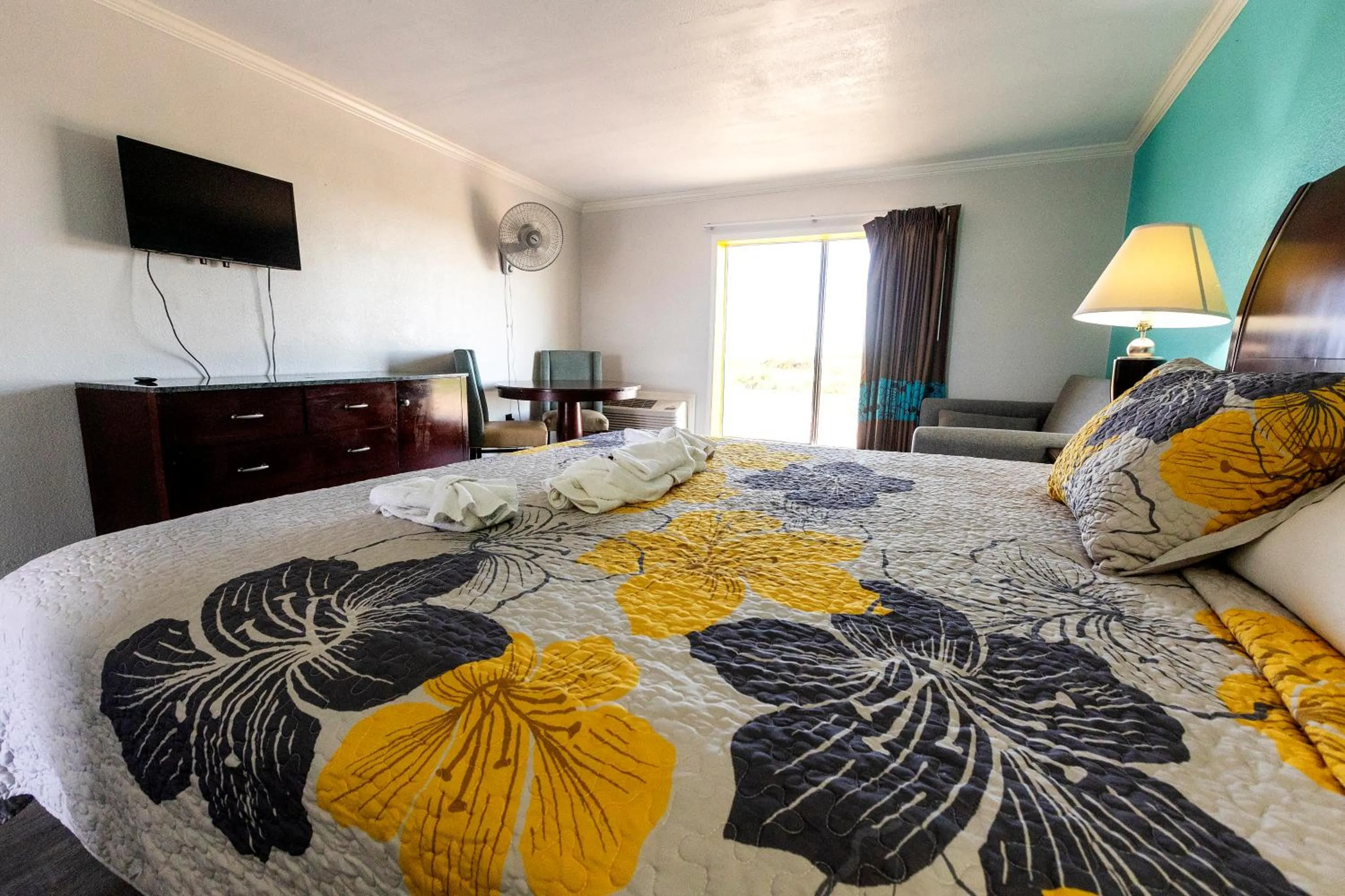 Bed in CRYSTAL PALACE RESORT