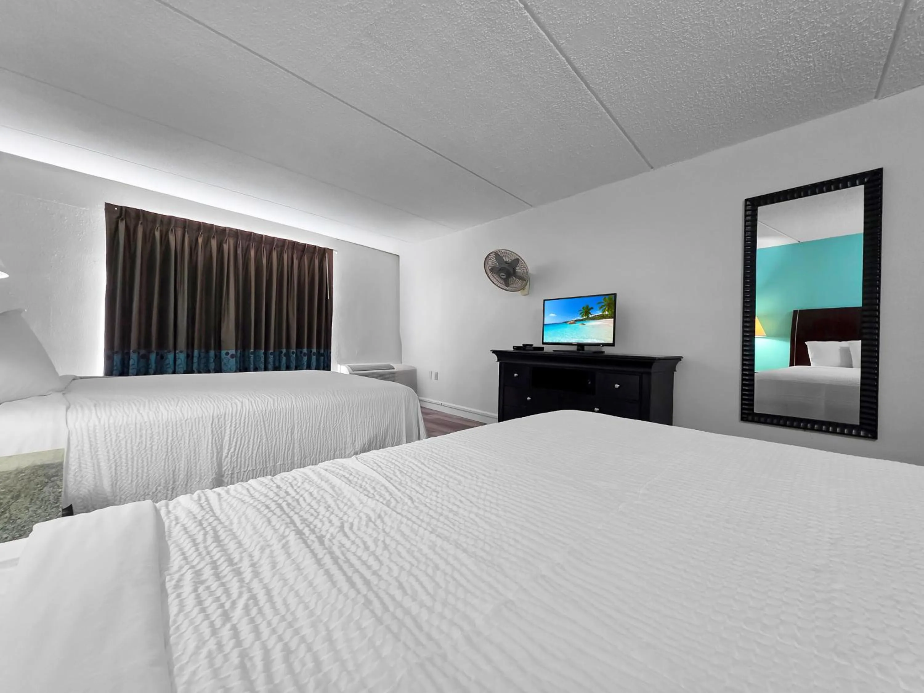 Bed in CRYSTAL PALACE RESORT