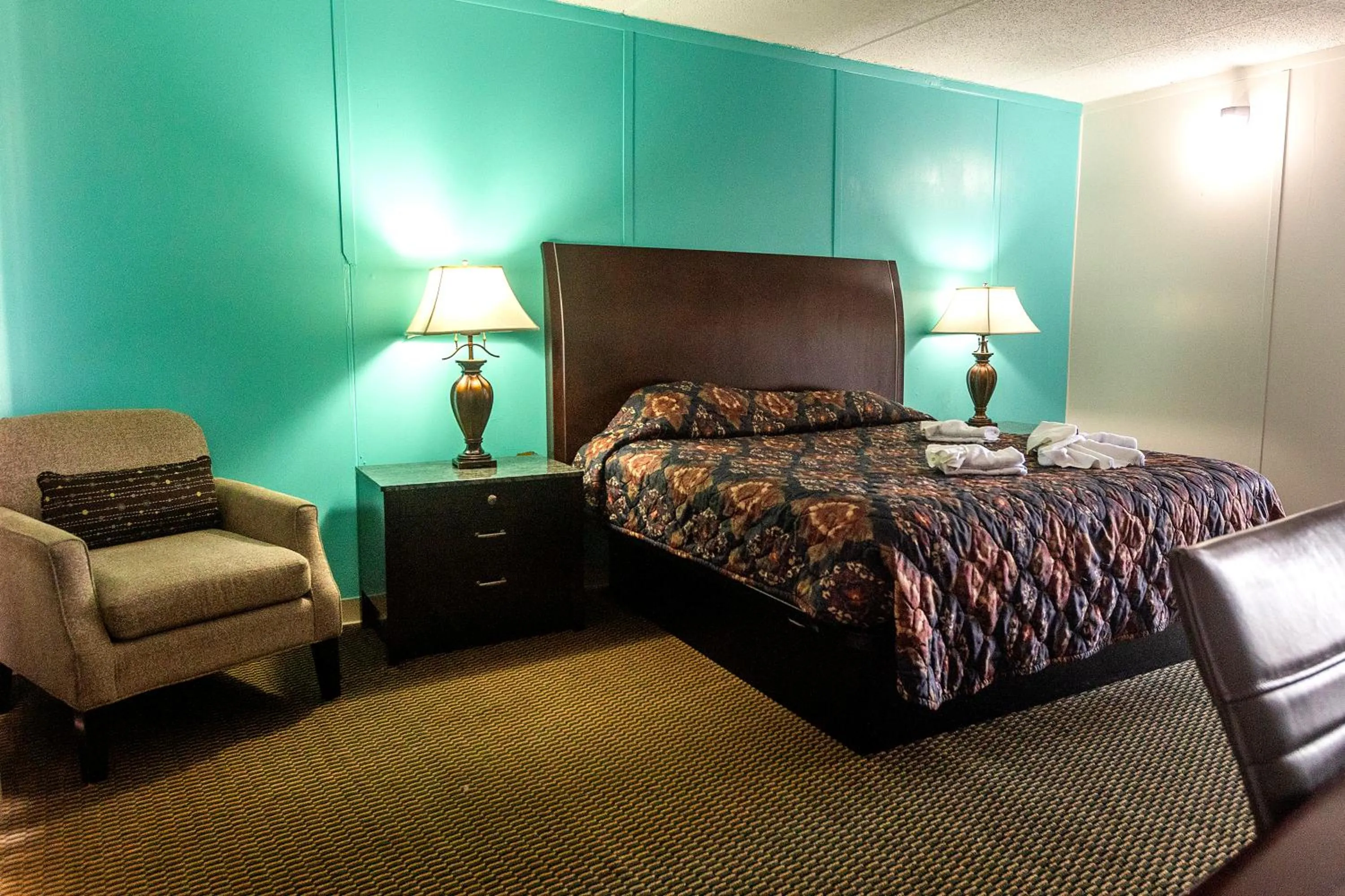 View (from property/room), Bed in CRYSTAL PALACE RESORT