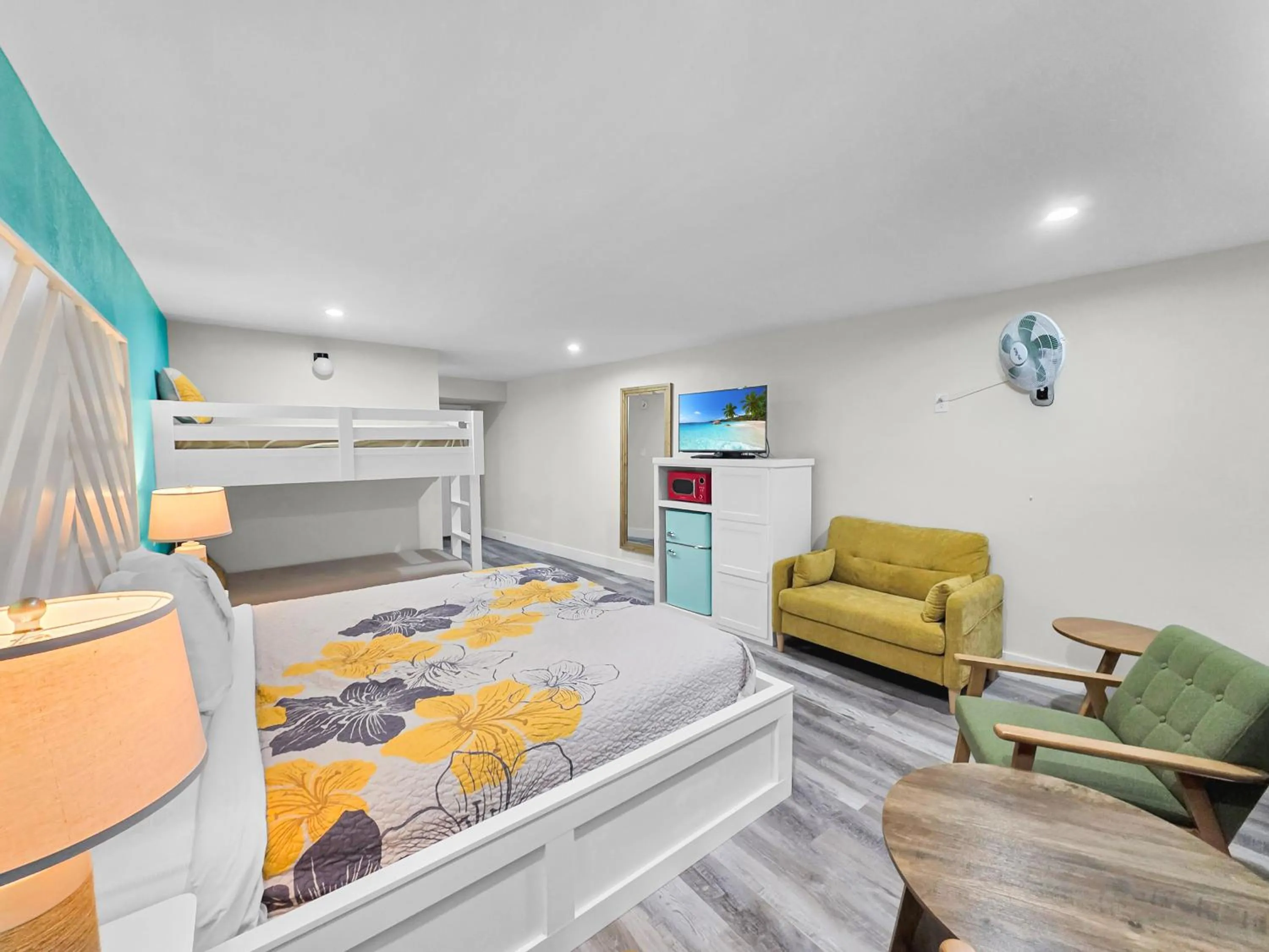 Bed in CRYSTAL PALACE RESORT