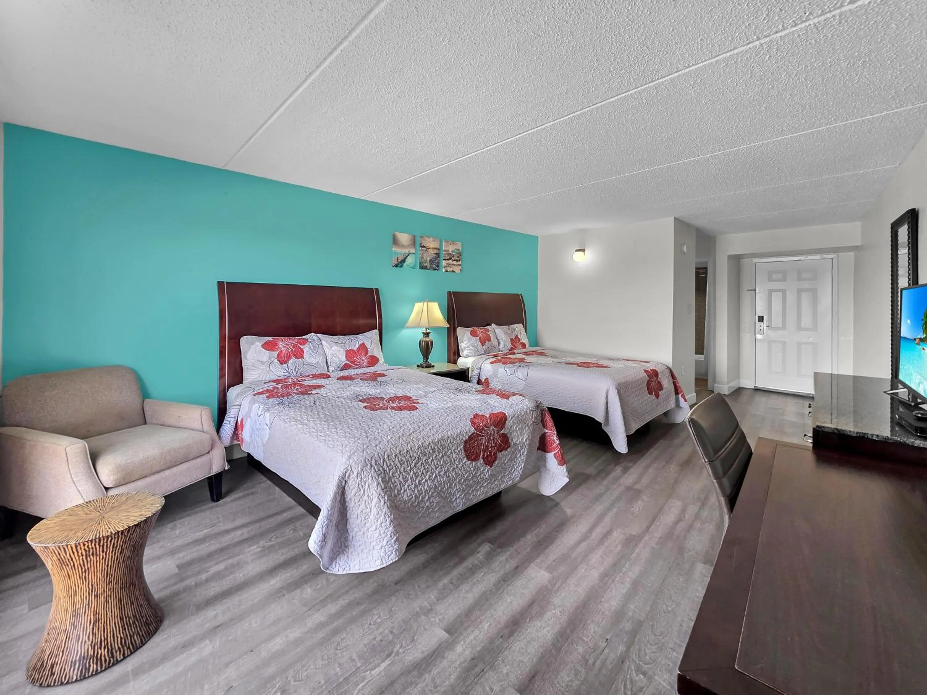 Bed in CRYSTAL PALACE RESORT