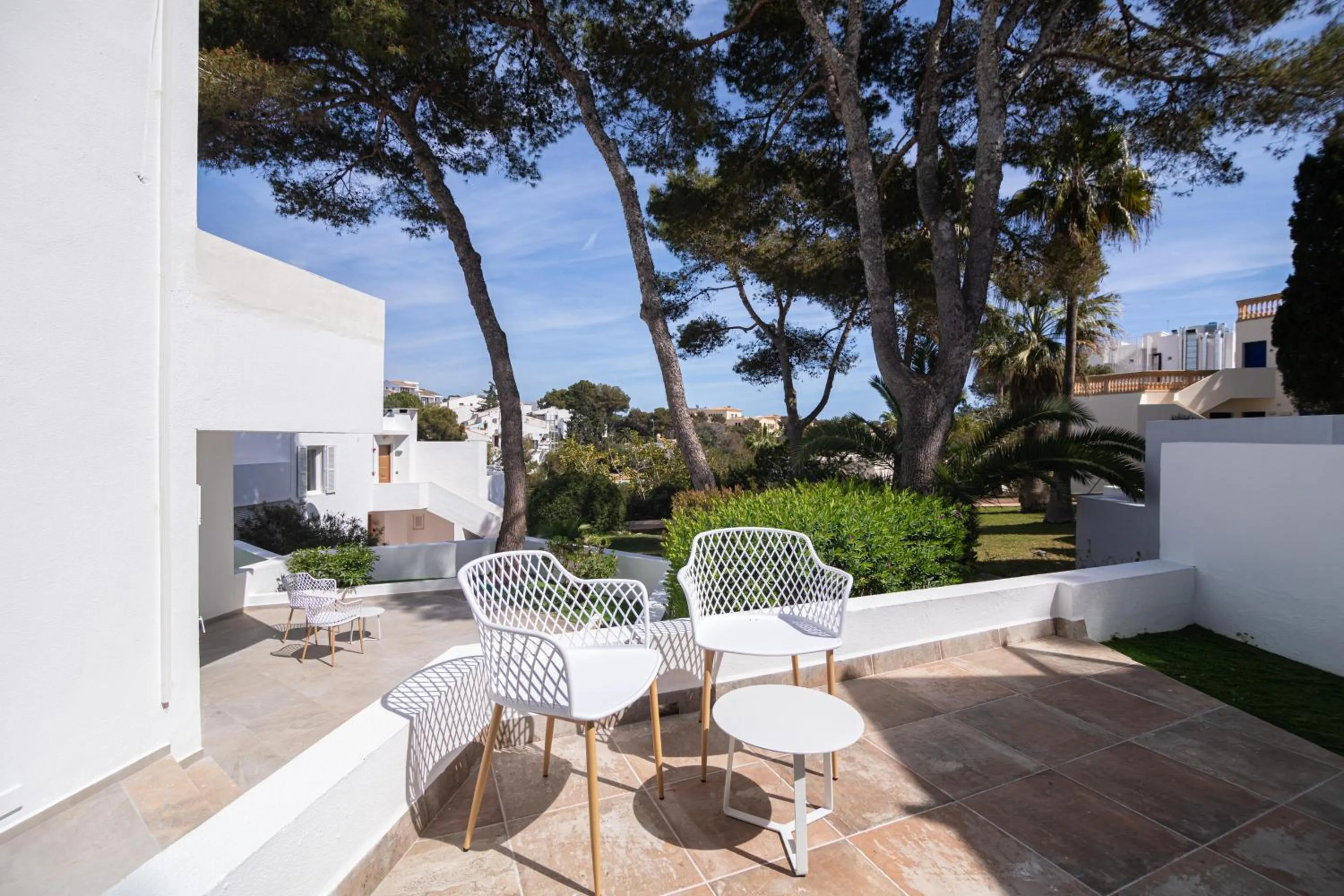 Photo of the whole room in MarSenses Ferrera Blanca Hotel Family