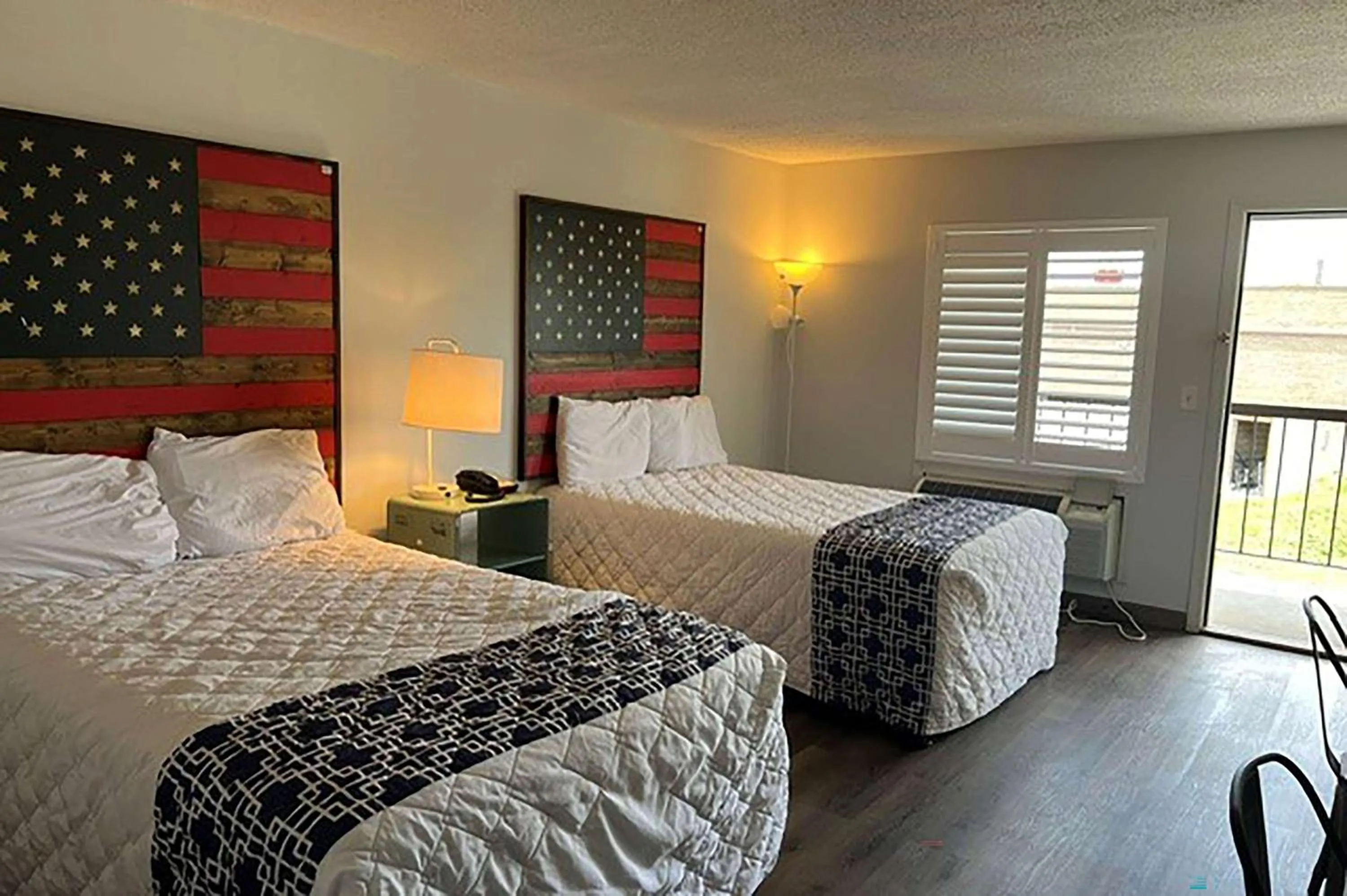 Photo of the whole room, Bed in Super 8 by Wyndham Daleville-Fort Novosel