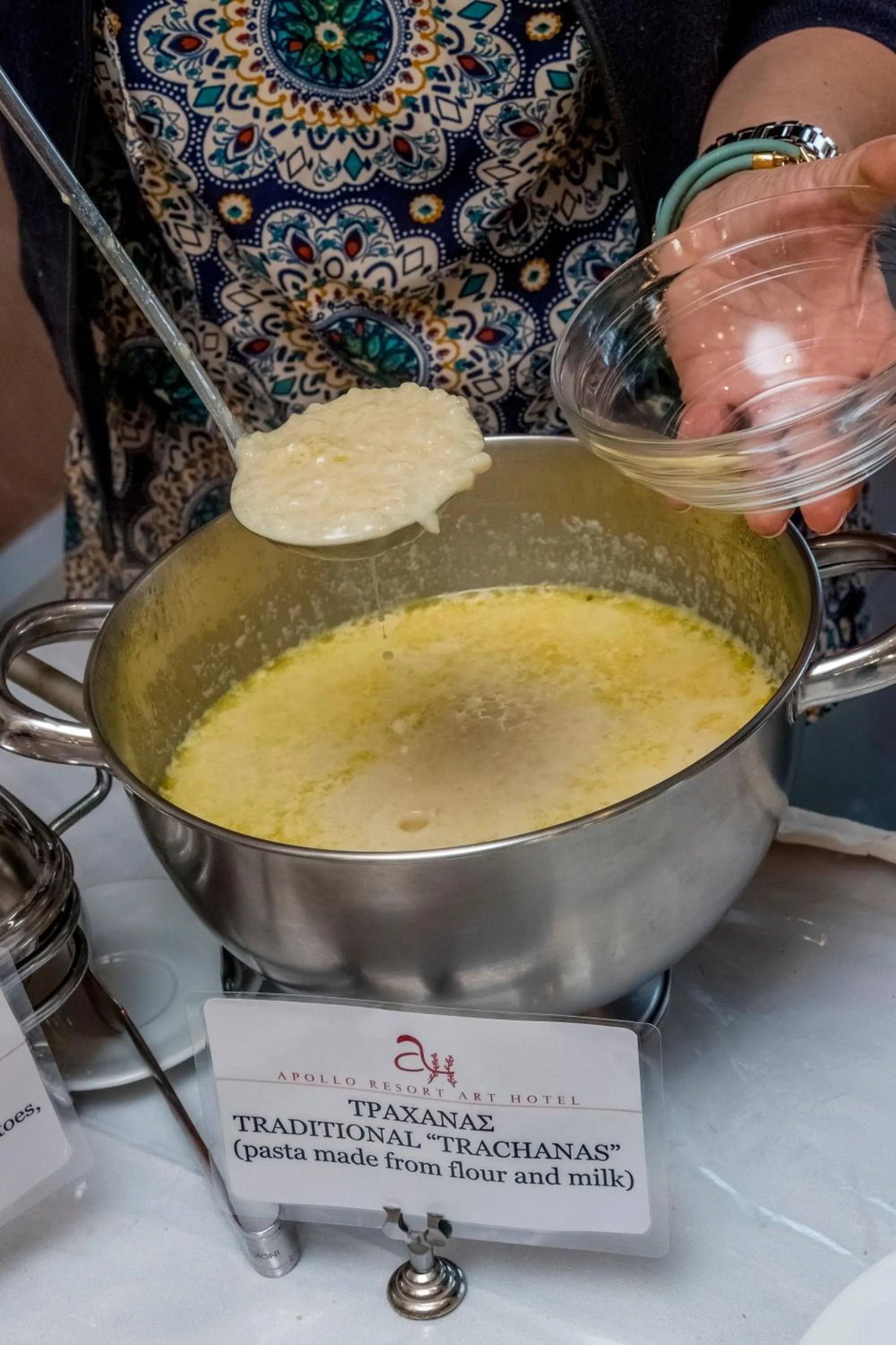 Food and drinks in Apollo Resort Art Hotel