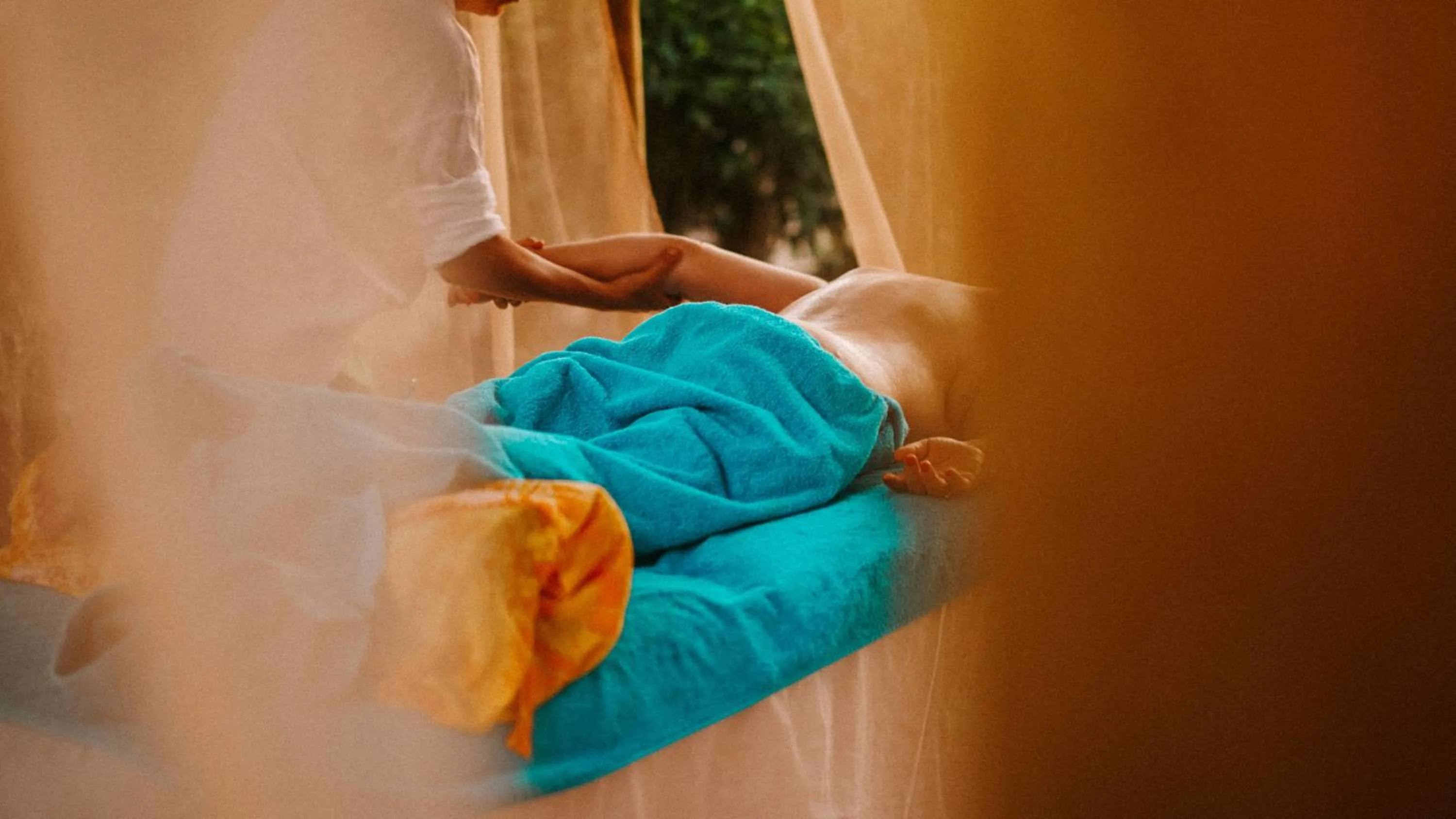 Massage in Apollo Resort Art Hotel