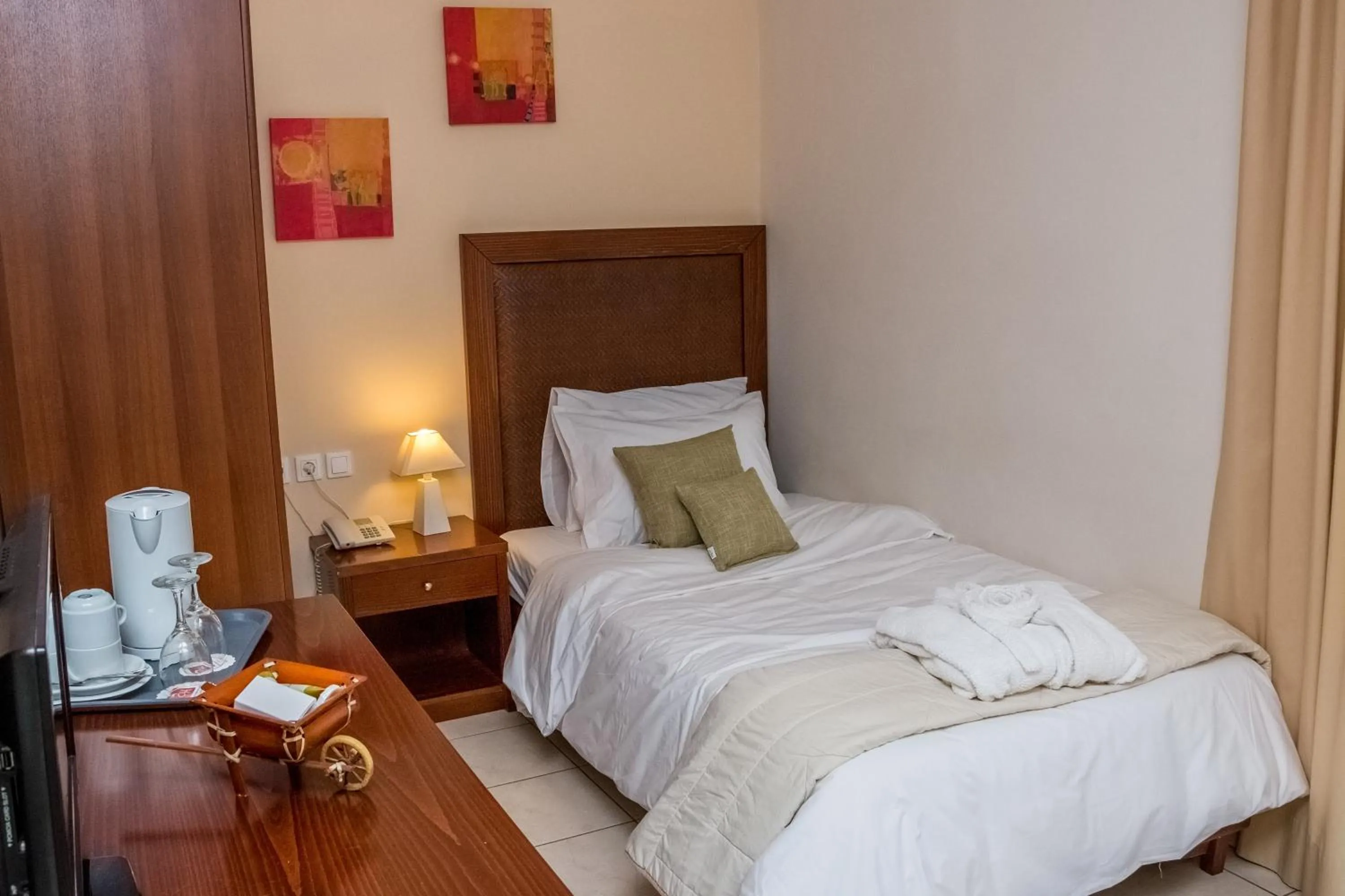 Bedroom, Bed in Apollo Resort Art Hotel