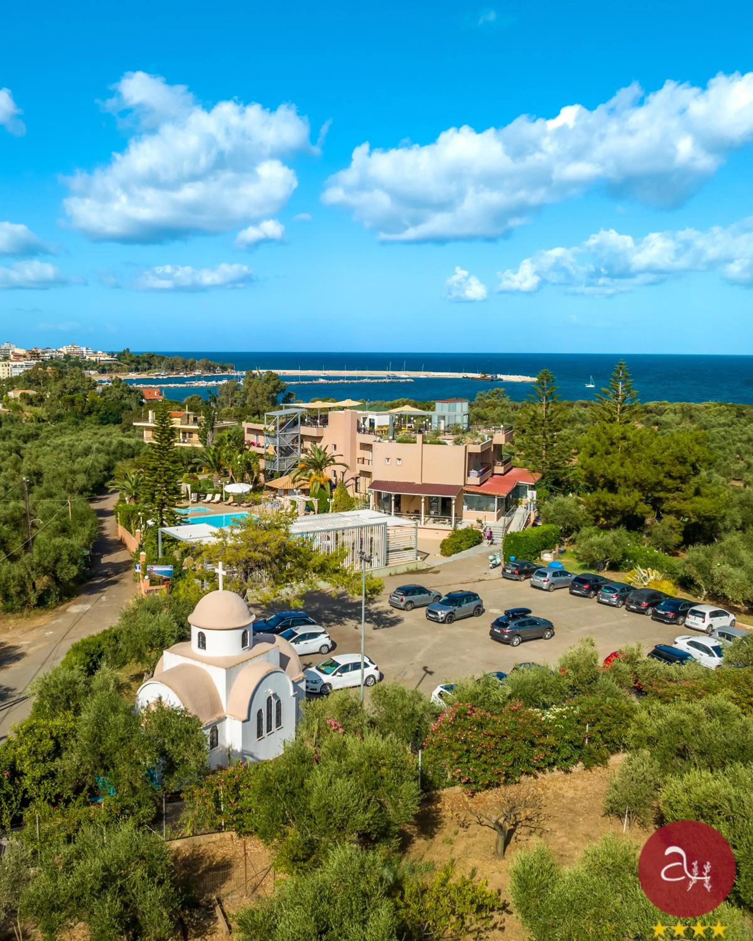 Area and facilities in Apollo Resort Art Hotel