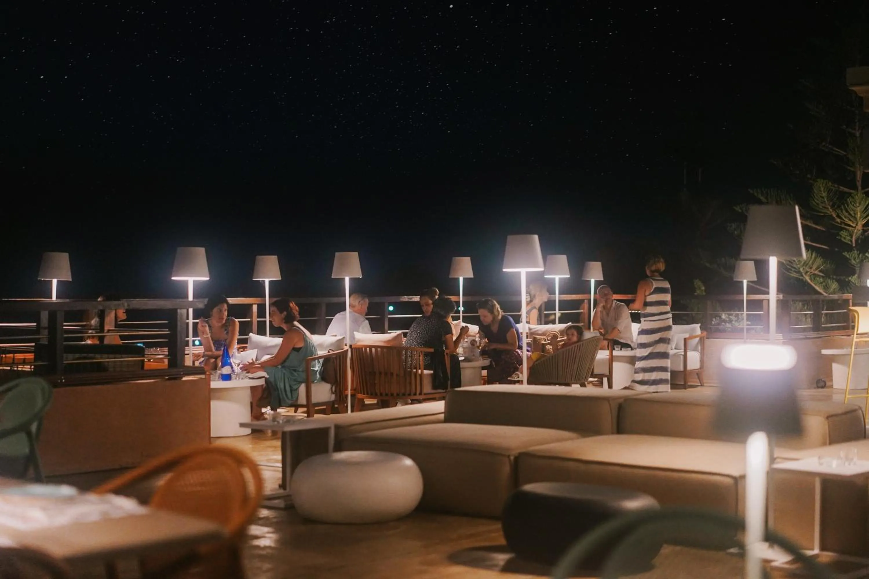 Restaurant/places to eat in Apollo Resort Art Hotel