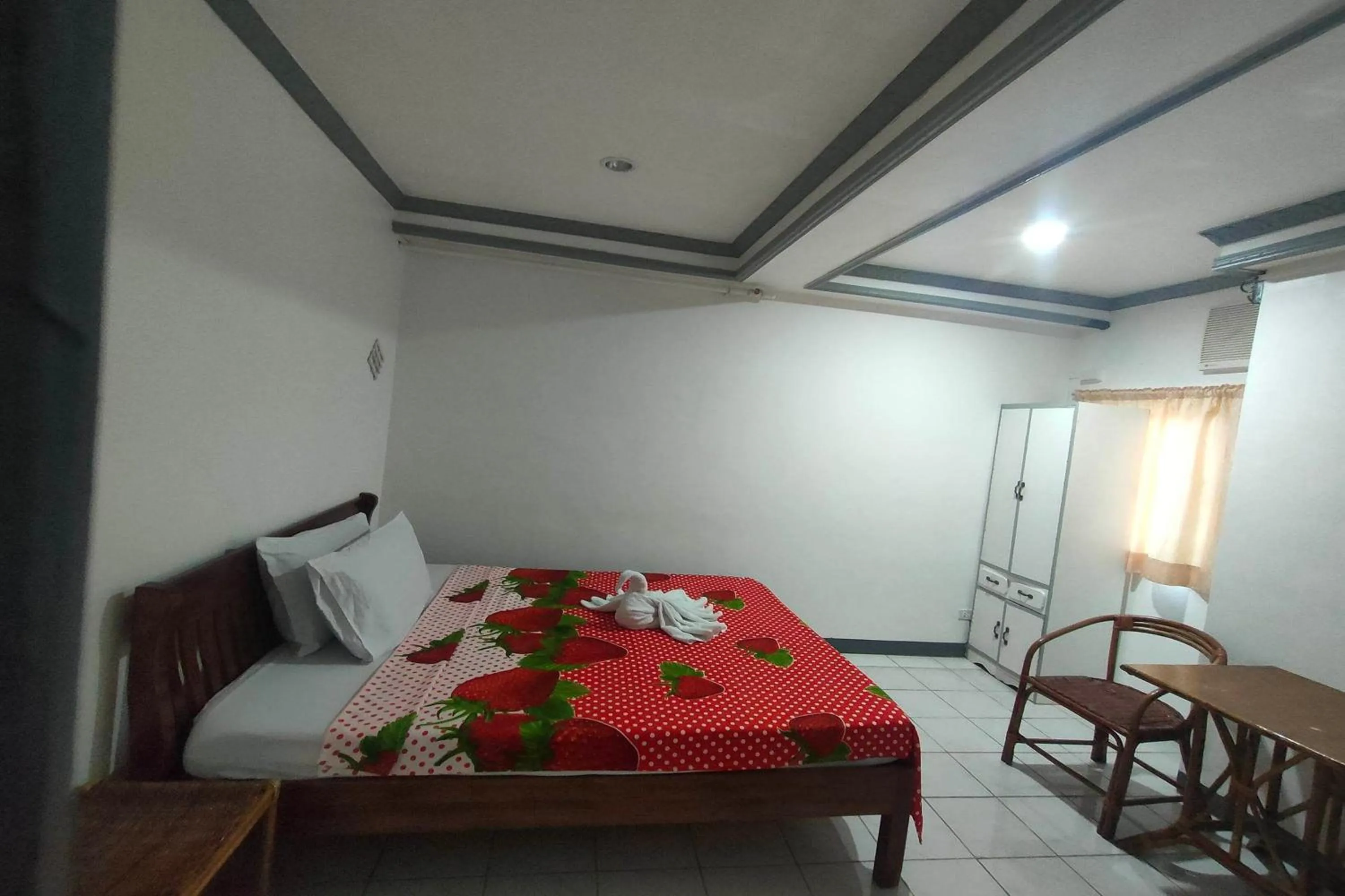 Bed in Istroberi Inn Palawan near Airport