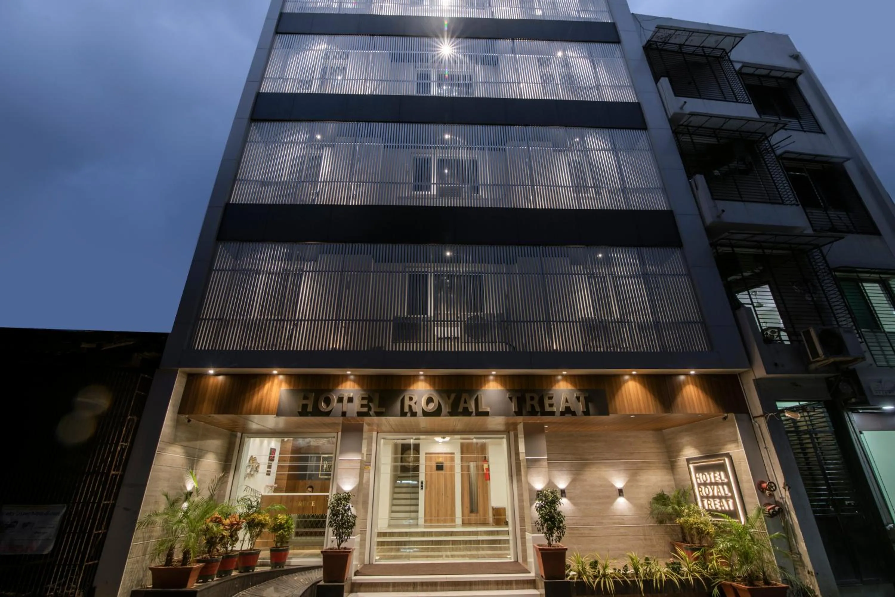 Facade/entrance in Hotel Royal Treat Surat