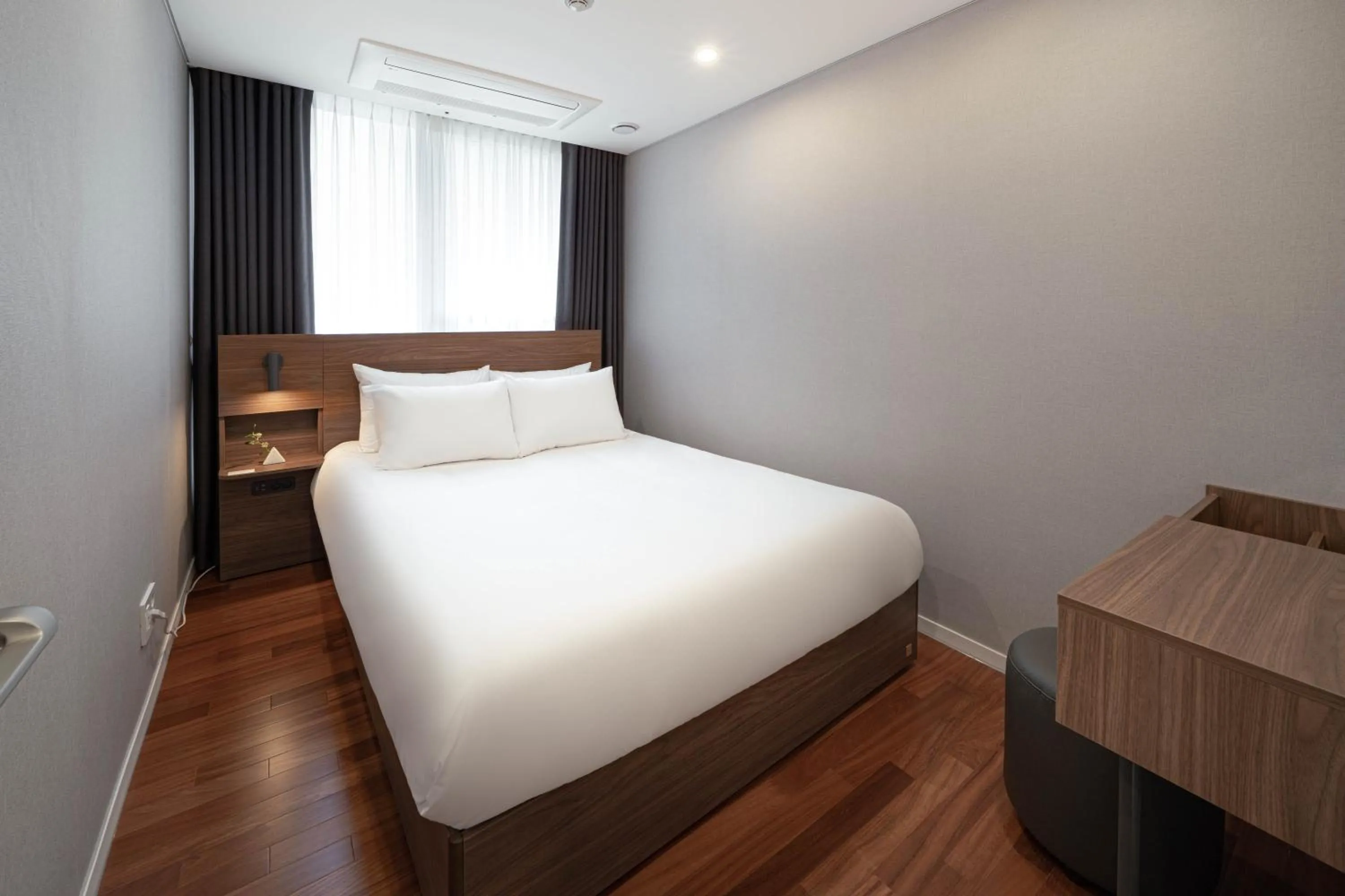 Bed in Le Collective Gangnam SAC Signity