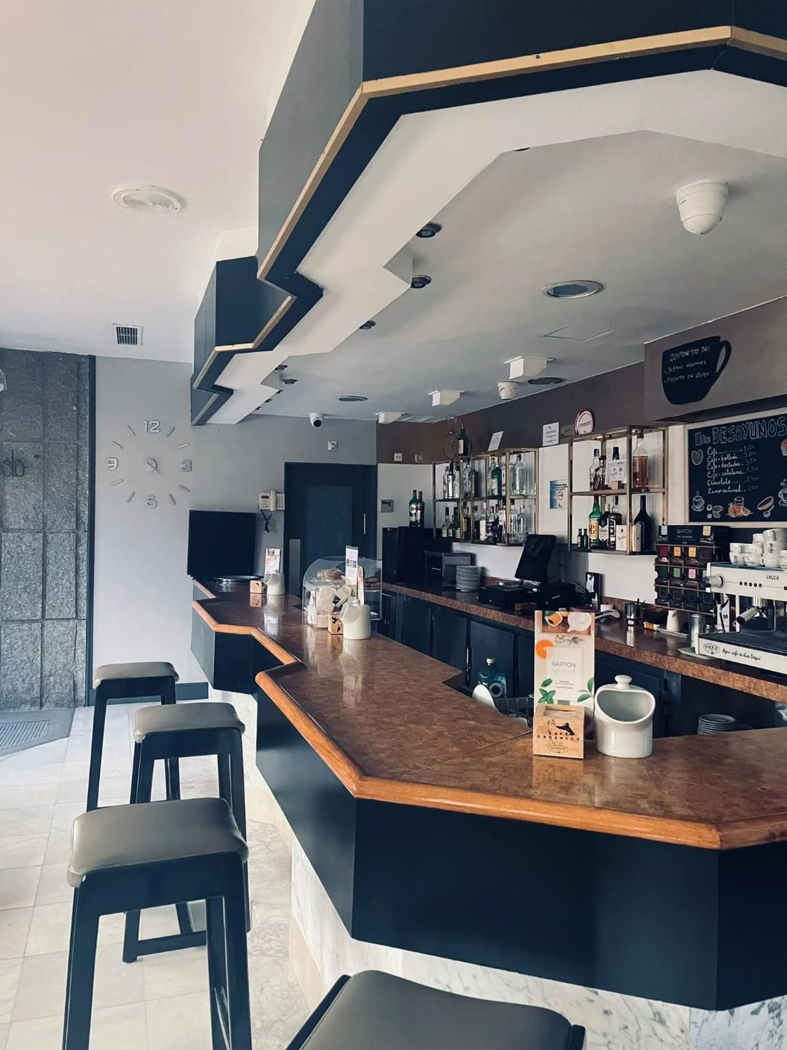 Lounge or bar in Hotel Don Carmelo