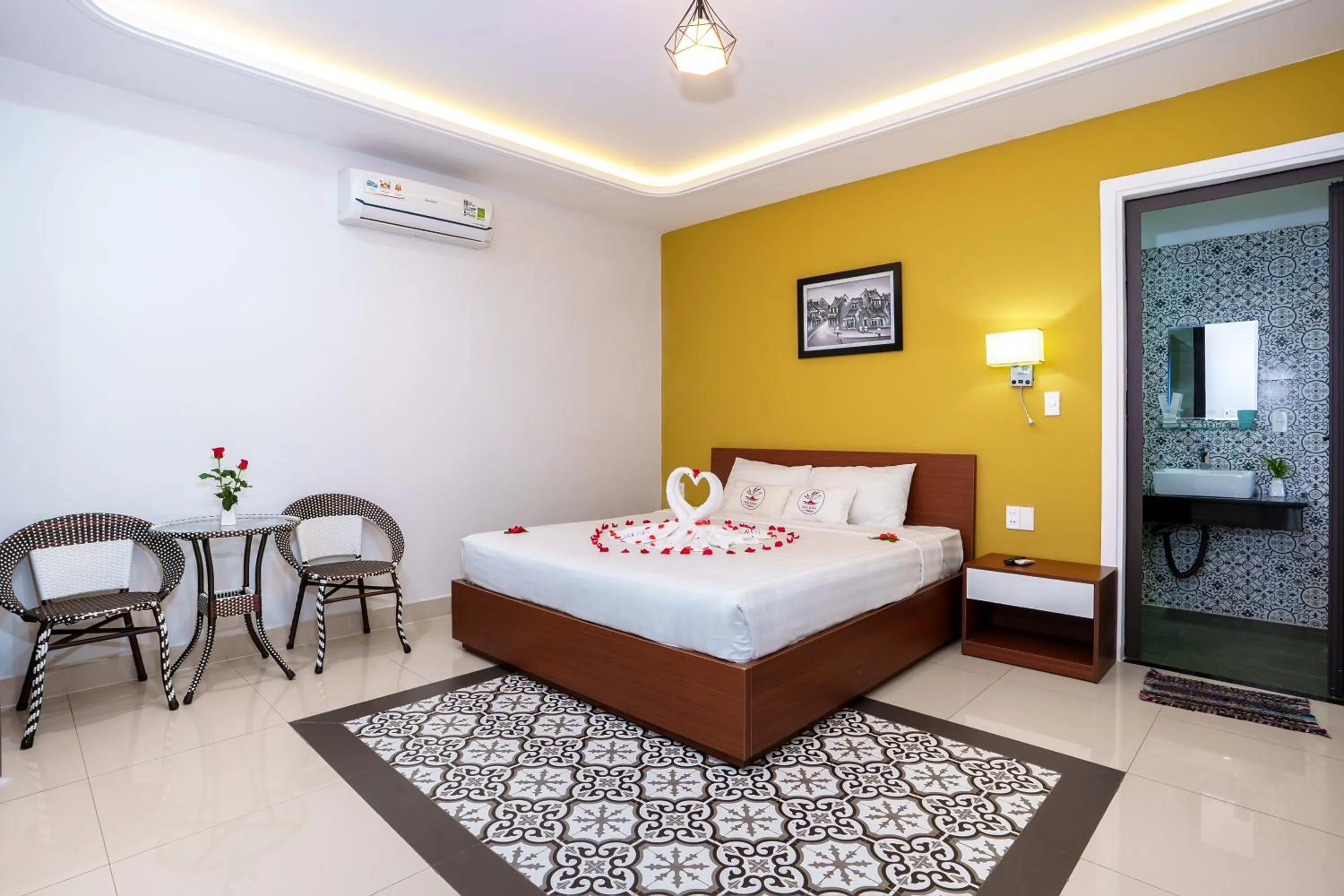 Seating area, Bed in HAI DAO HOI AN VILLA