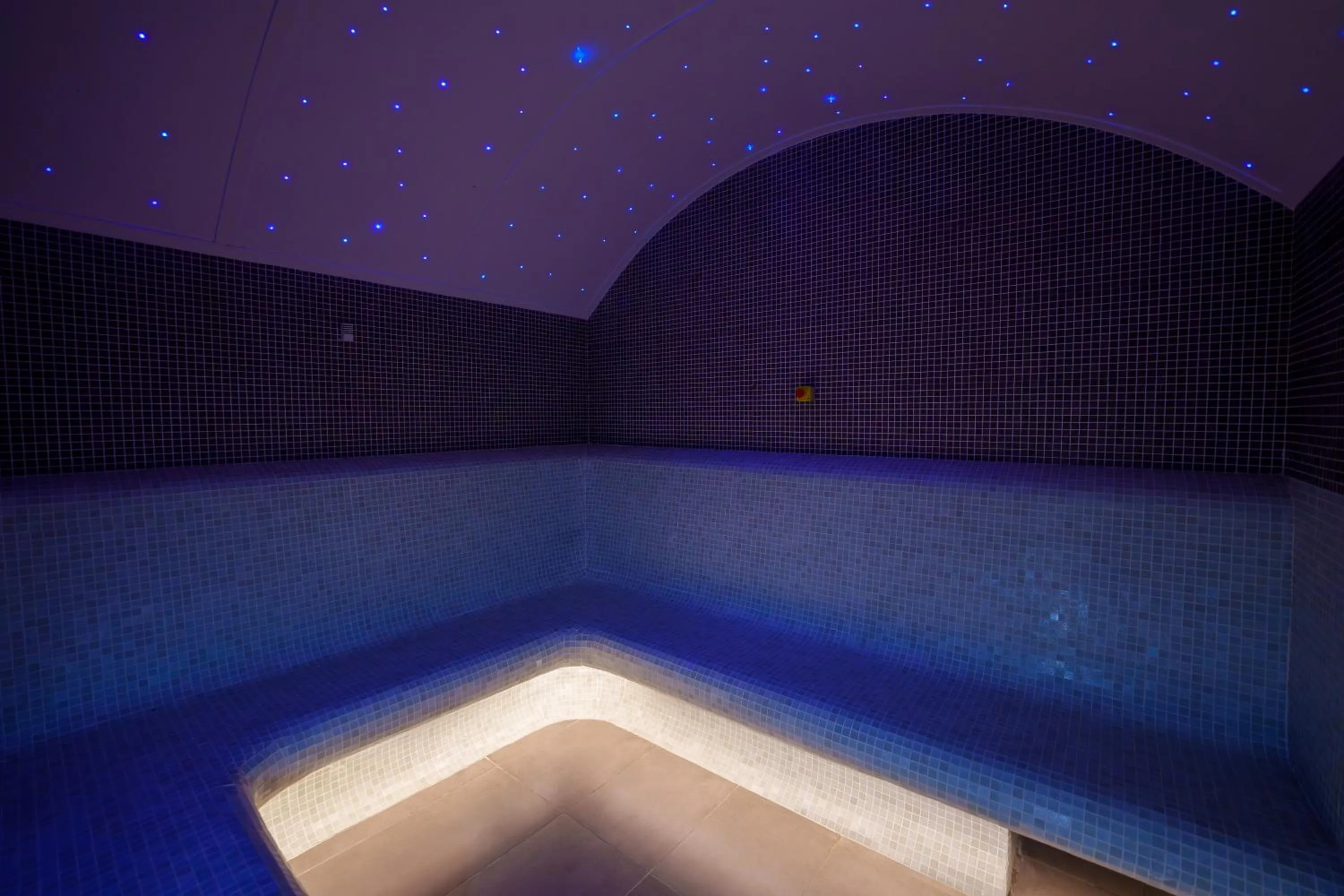 Steam room in Ocean's Creek Beach Hotel