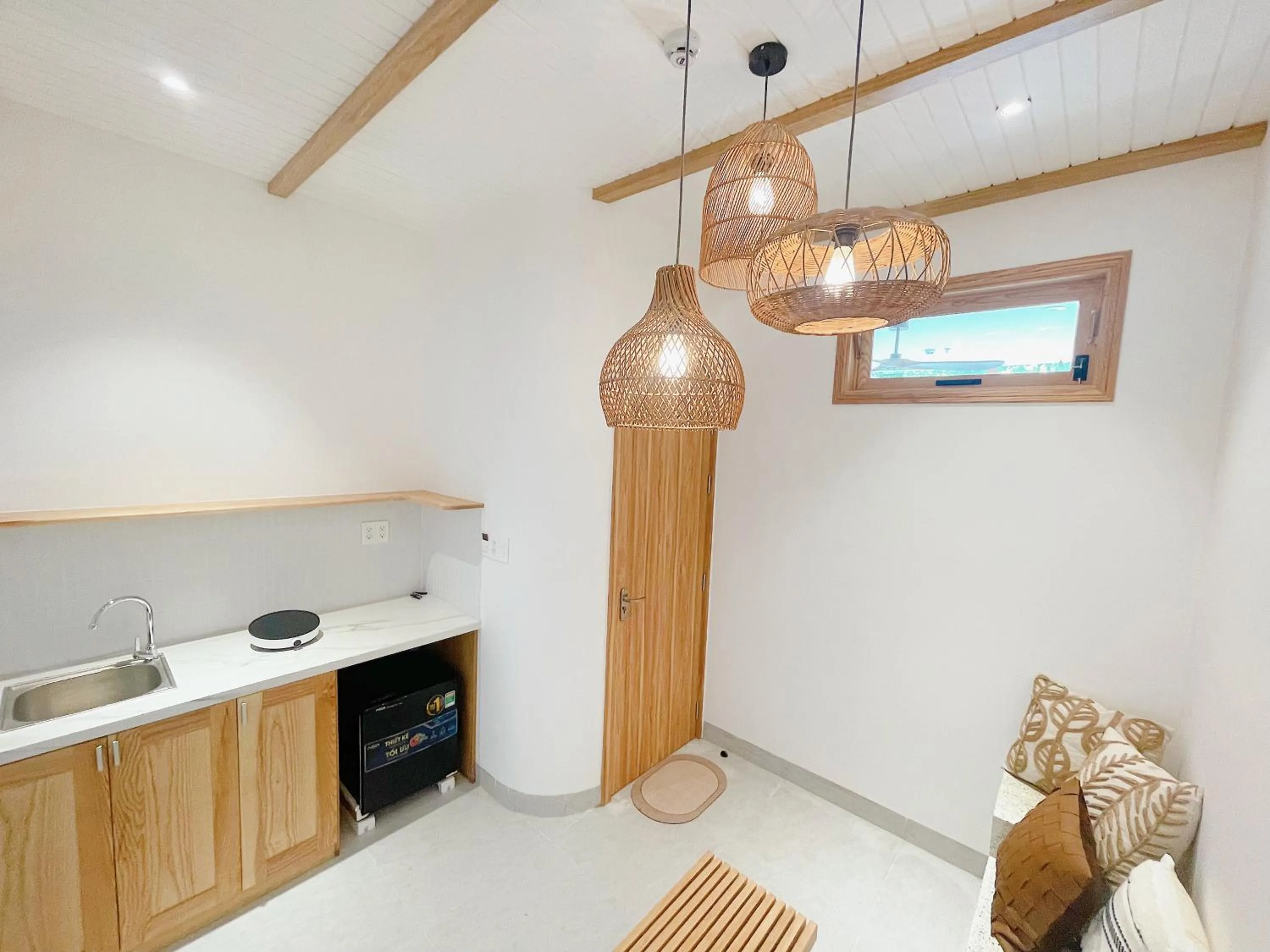 Kitchen or kitchenette in Baphu Beachwalk Apartment - 5 min walk to My Khe beach