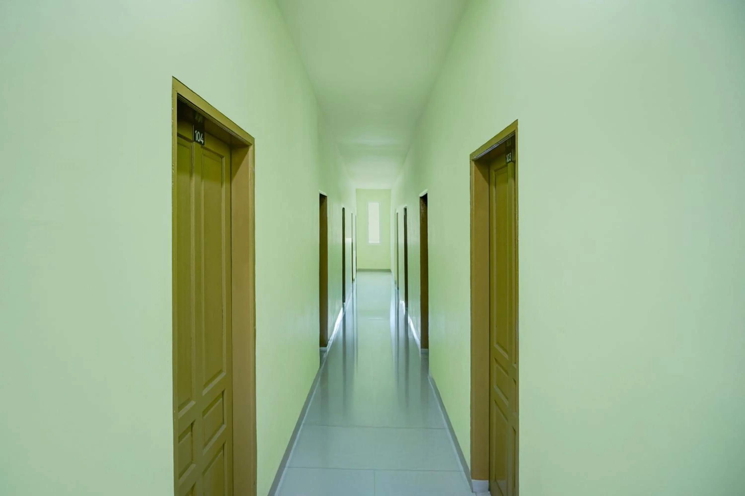 Lobby or reception in Hotel O Parapat Near Dermaga Ajibata Formerly Pudan Residence 2