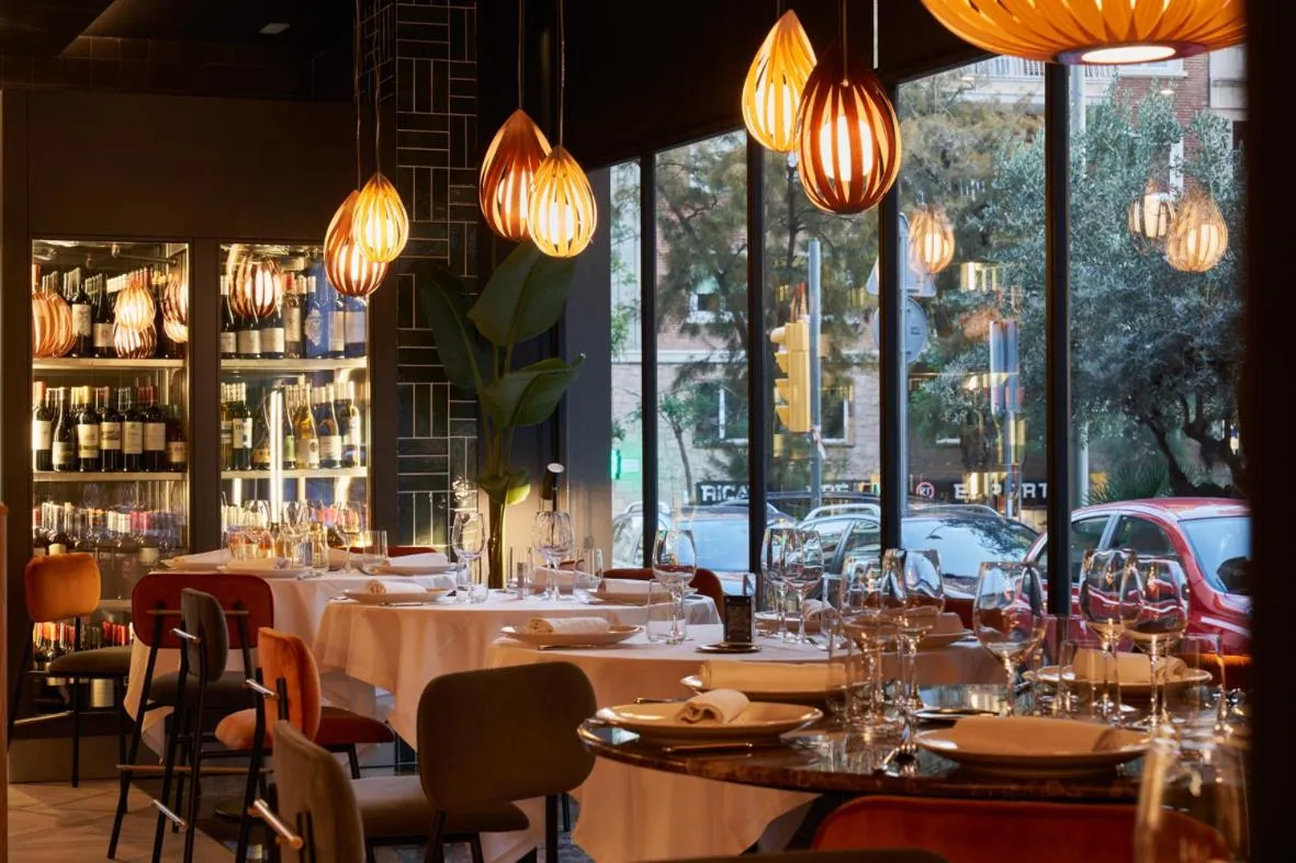 Restaurant/places to eat in Aparthotel Augusta