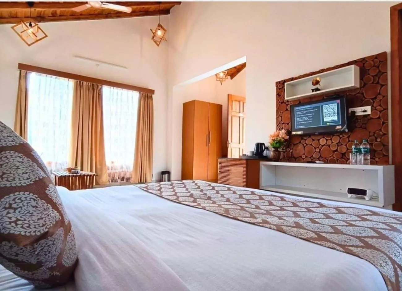 Bedroom, Bed in KK Jungle View Resort