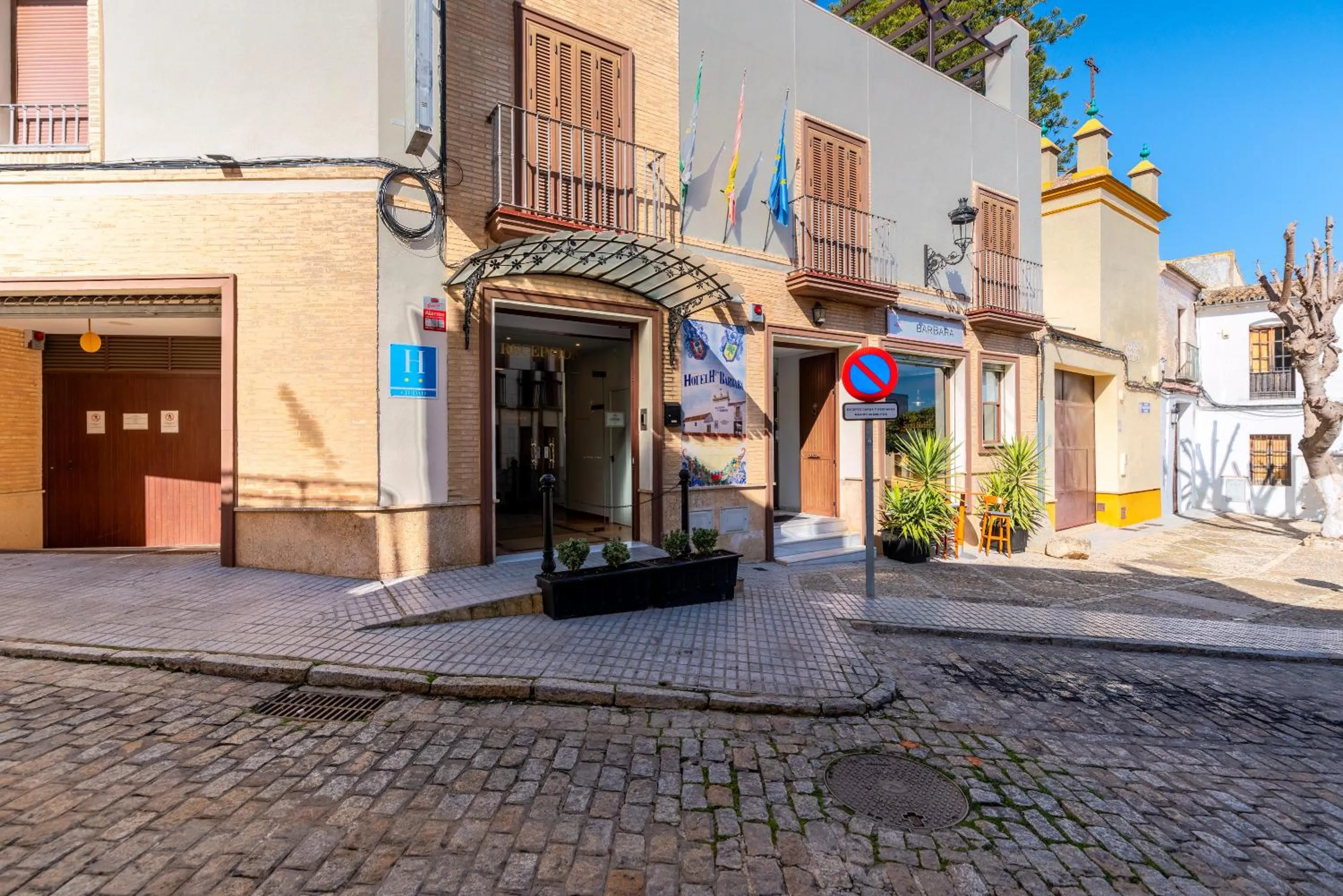 Property building in HOTEL HACIENDA SANTA BARBARA