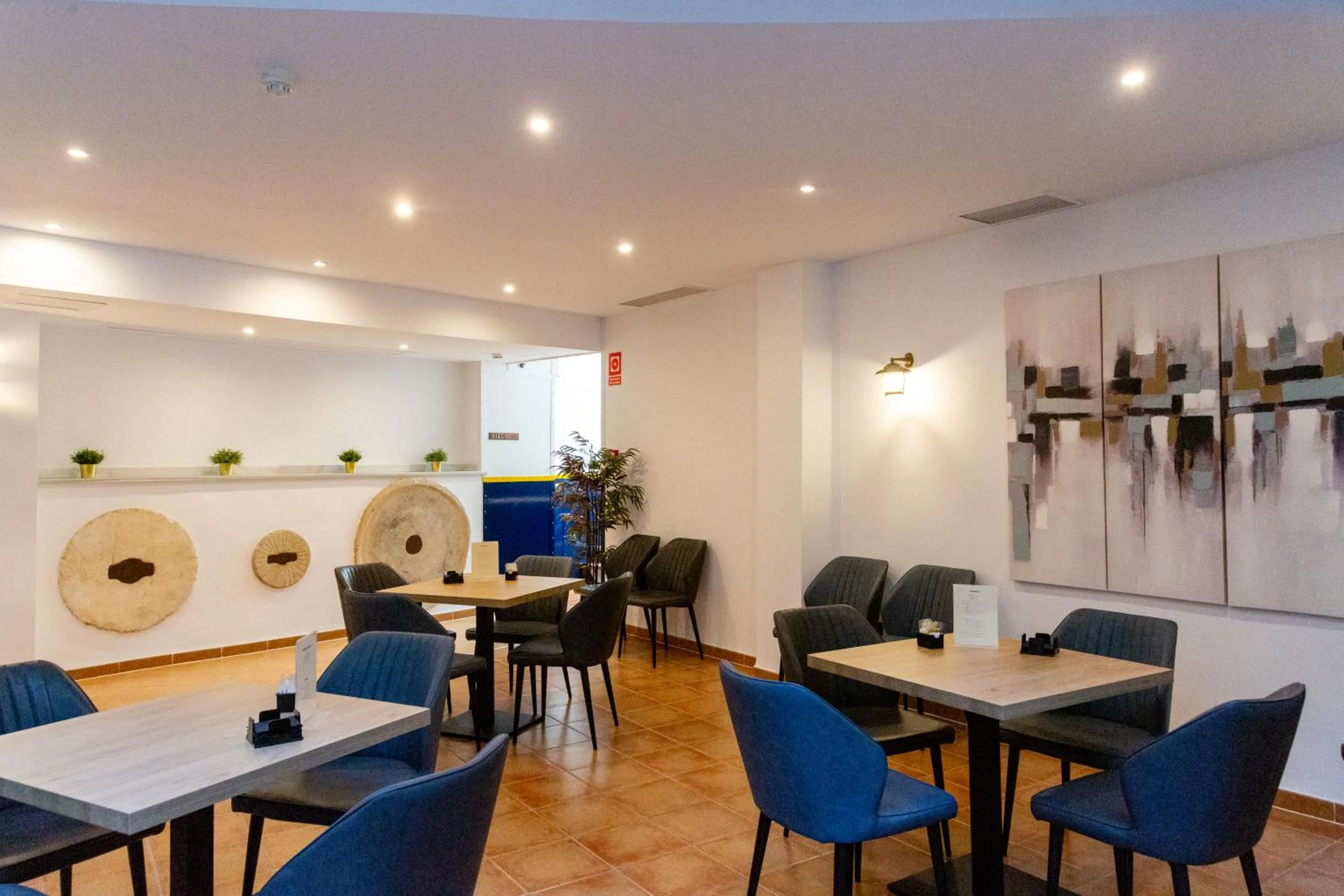 Lounge or bar in HOTEL HACIENDA SANTA BARBARA