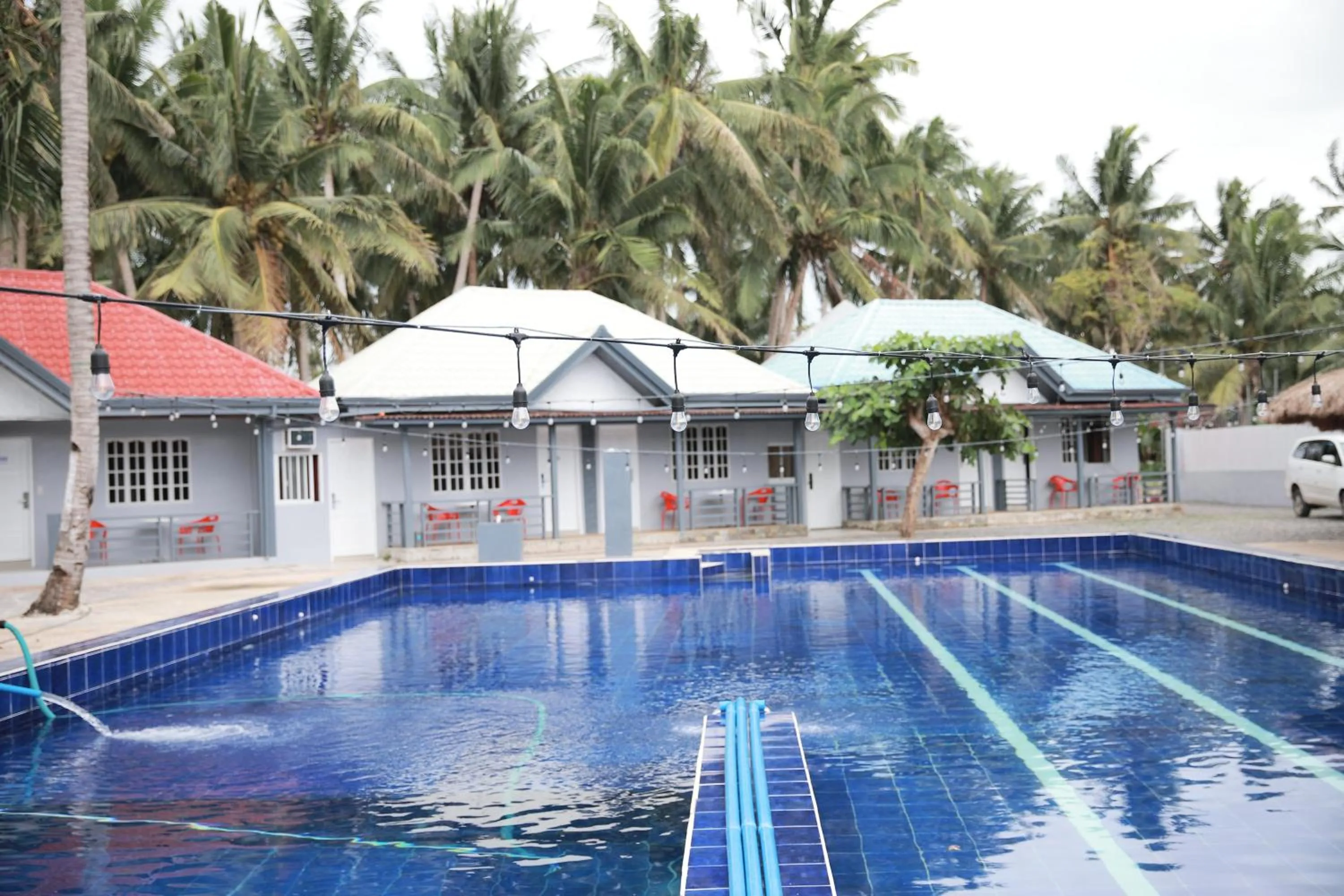 Swimming pool in 버진 아일랜드 리조트 Virgin Island Resort Restaurant & Spa