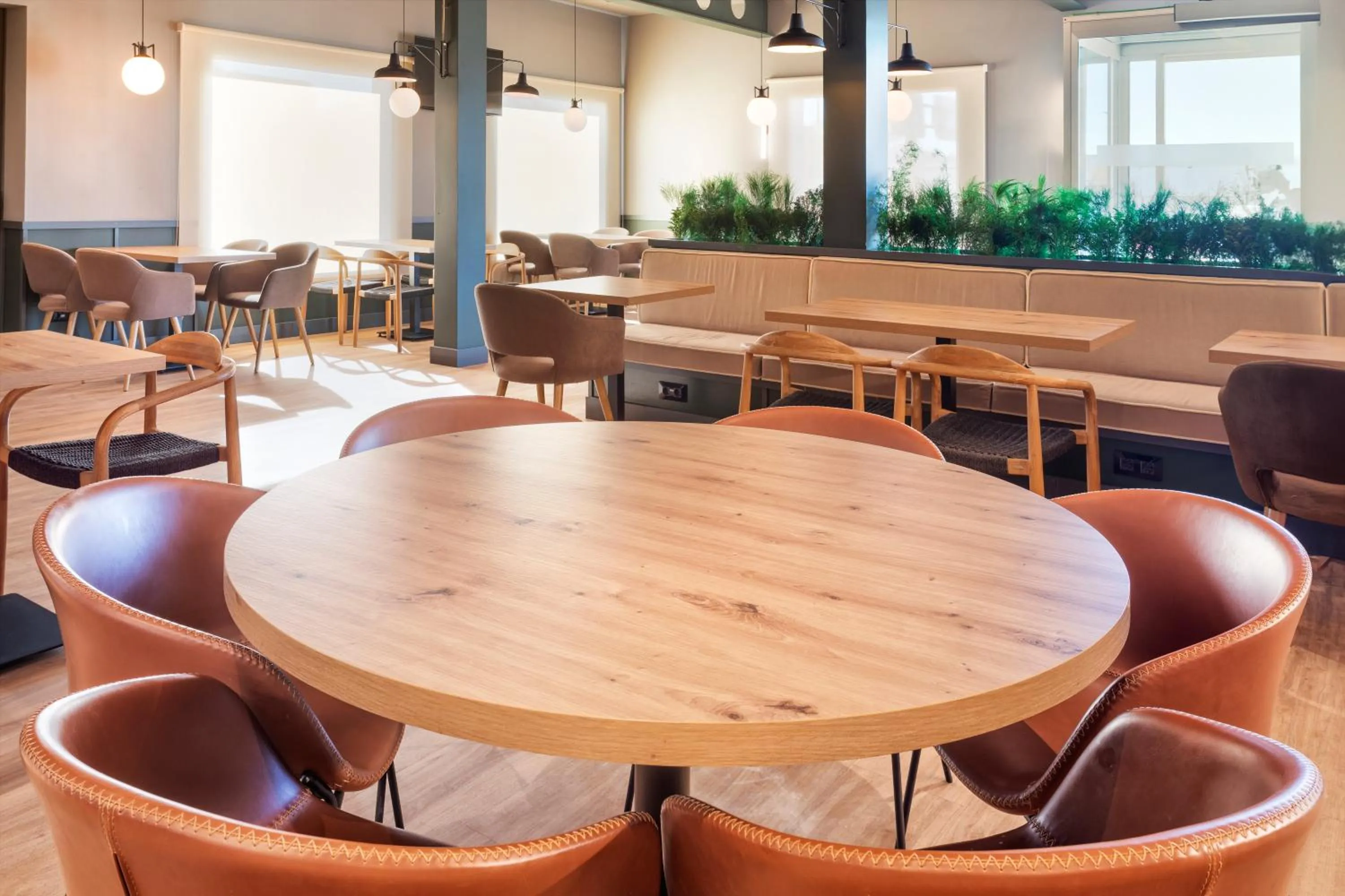 Seating area in B&B HOTEL Valencia Aeropuerto