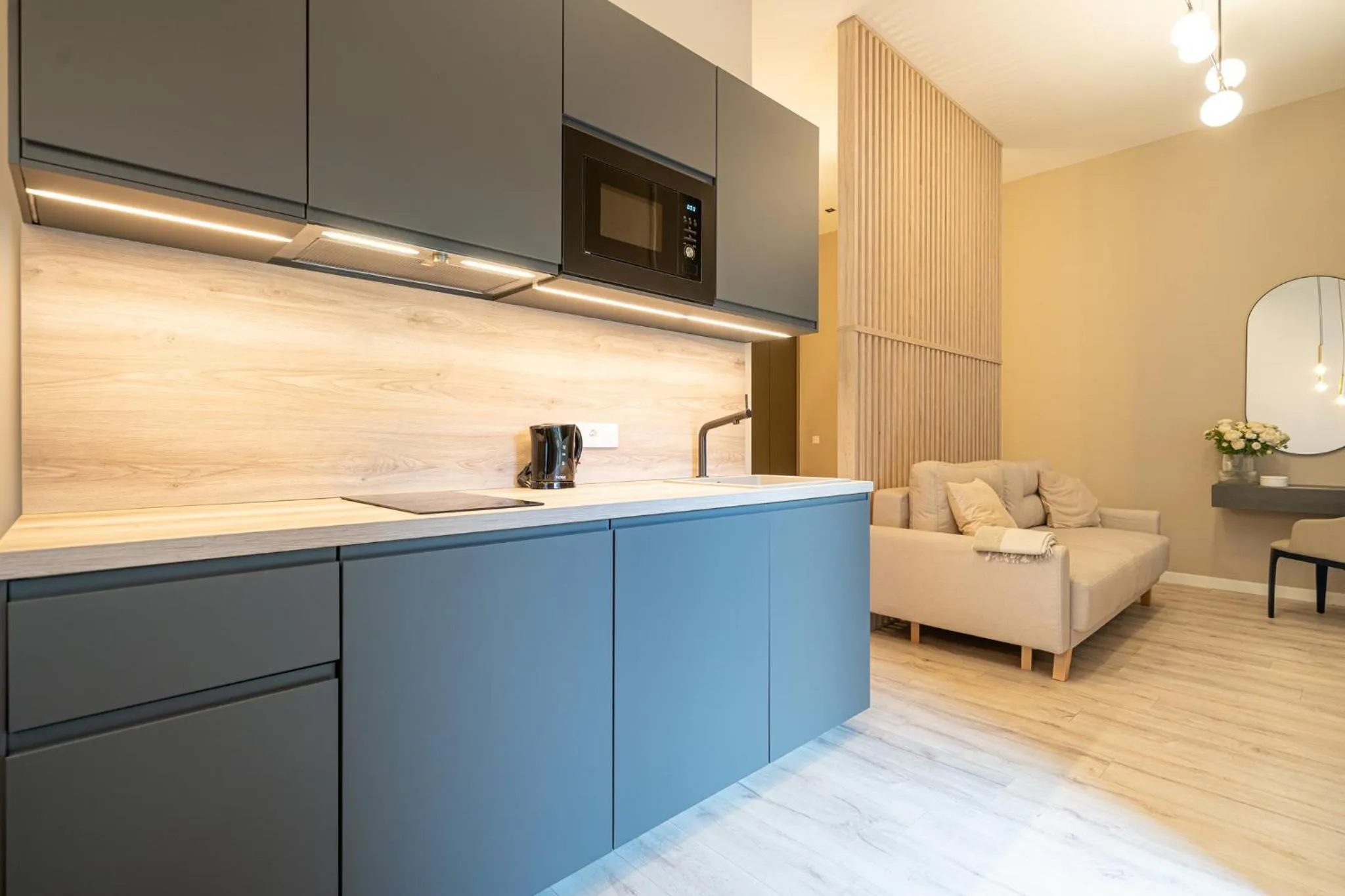 Kitchen or kitchenette in Karoly Boutique Suites, Best Location by BQA