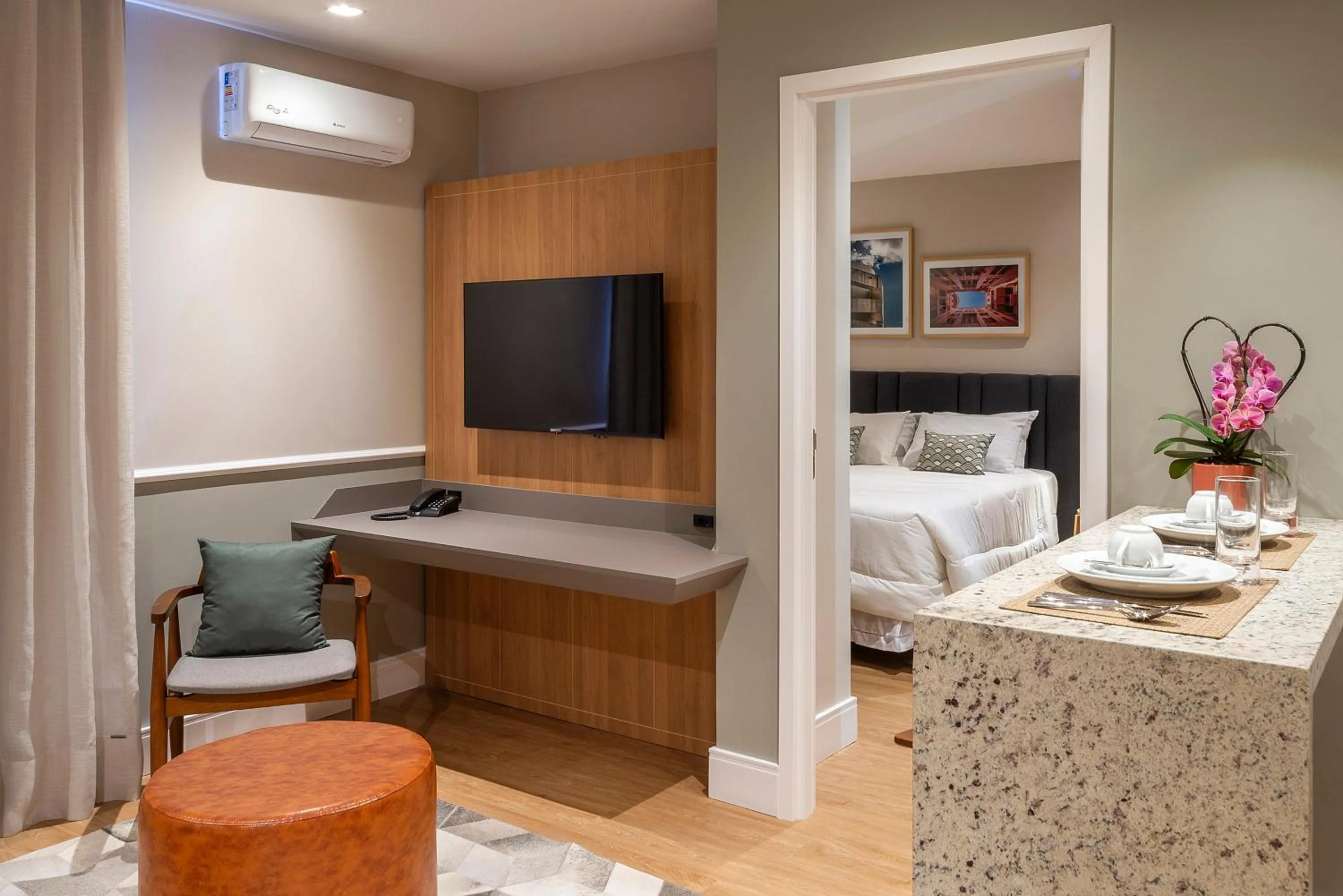 Photo of the whole room, Bed in Manhattan Porto Alegre by Mercure - 5 minutos do Hospital Moinhos de Vento