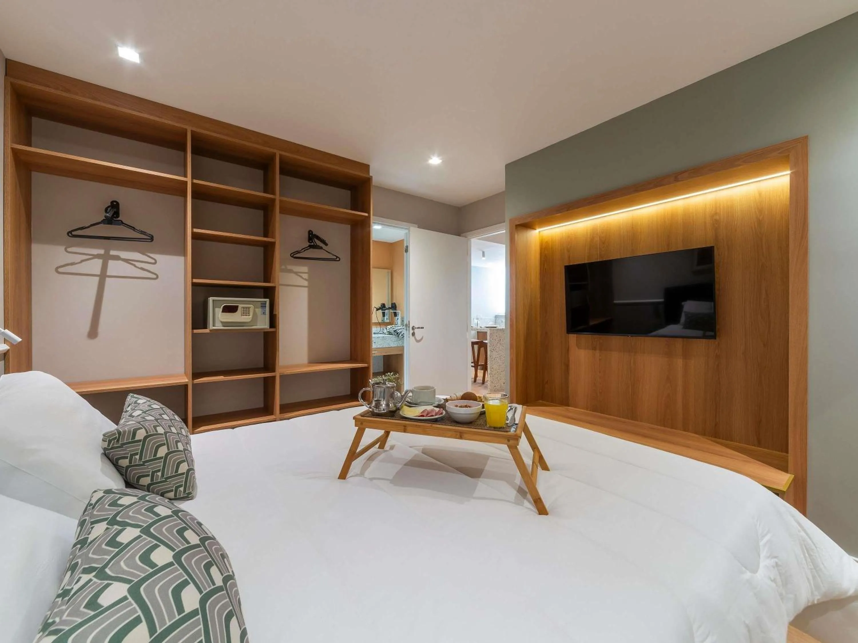 Bedroom, Bed in Manhattan Porto Alegre by Mercure - 5 minutos do Hospital Moinhos de Vento