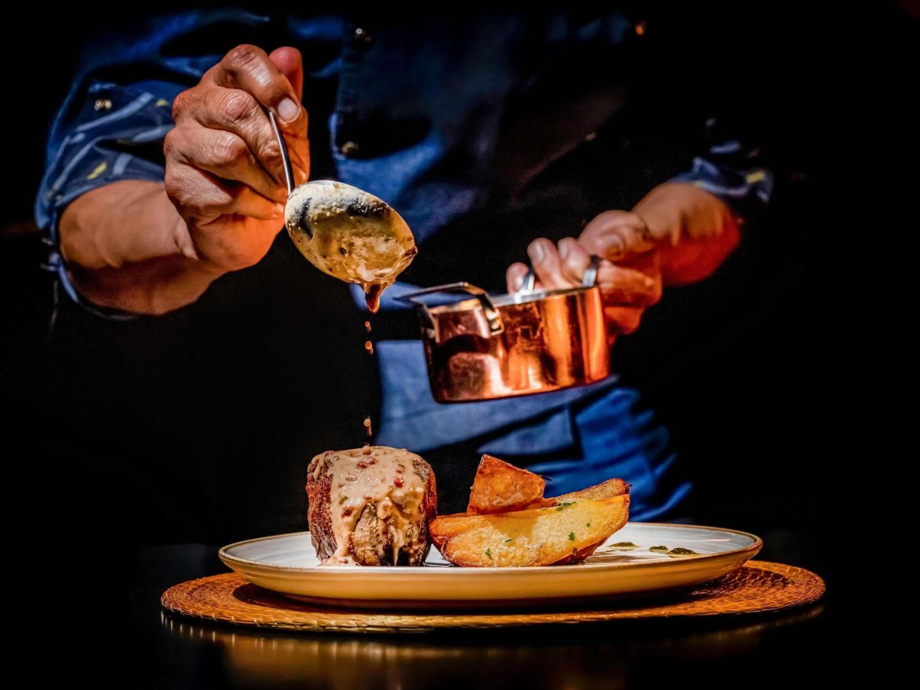 Lounge or bar in Grand Mercure Brasilia Eixo Monumental