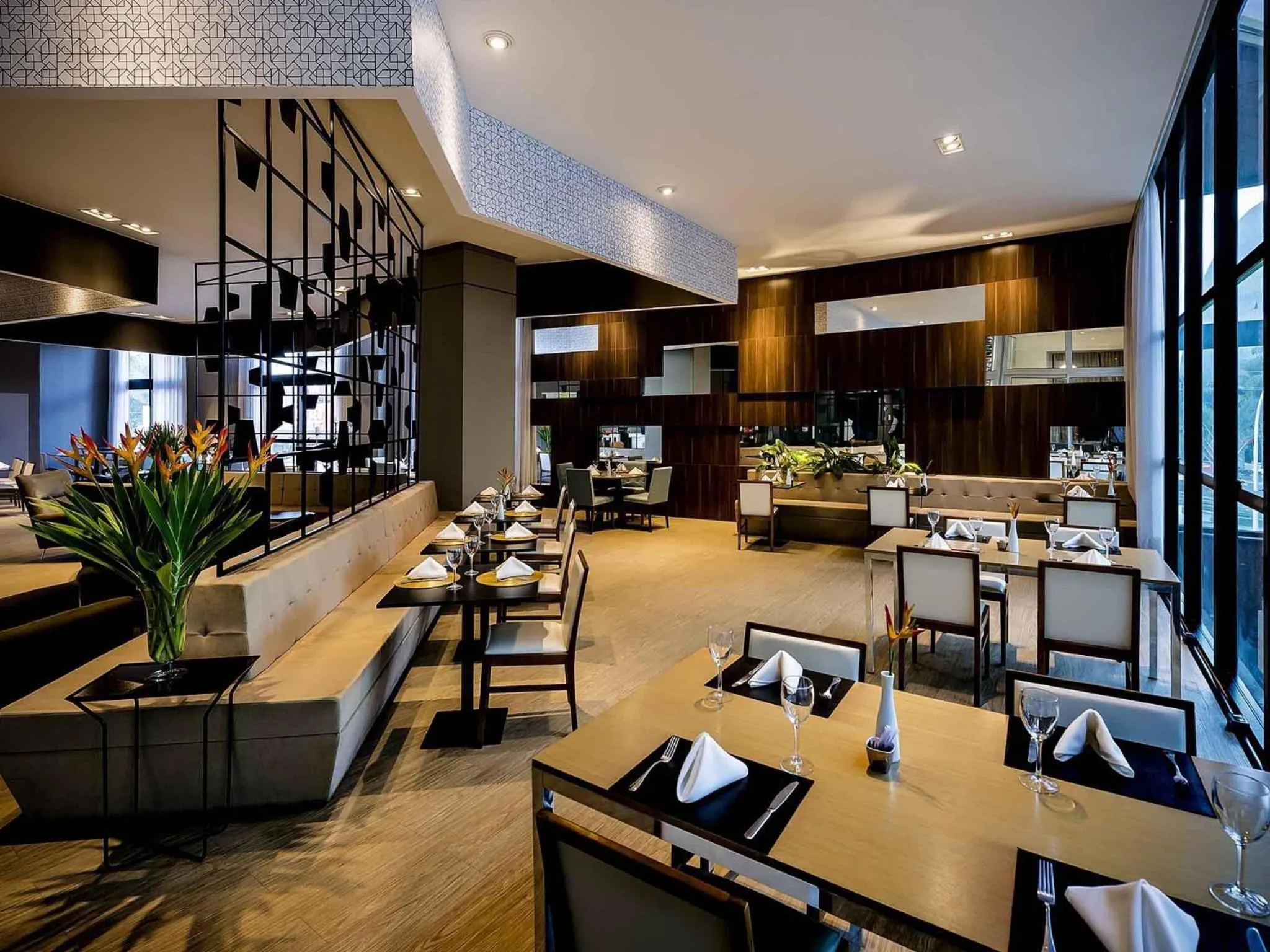 Lounge or bar in Grand Mercure Brasilia Eixo Monumental
