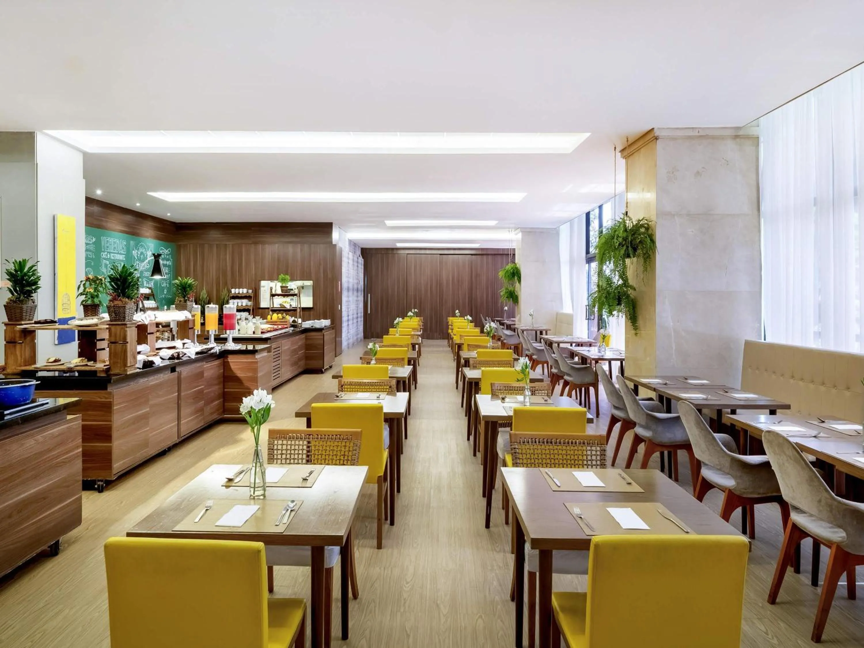 Restaurant/places to eat in Grand Mercure Brasilia Eixo Monumental