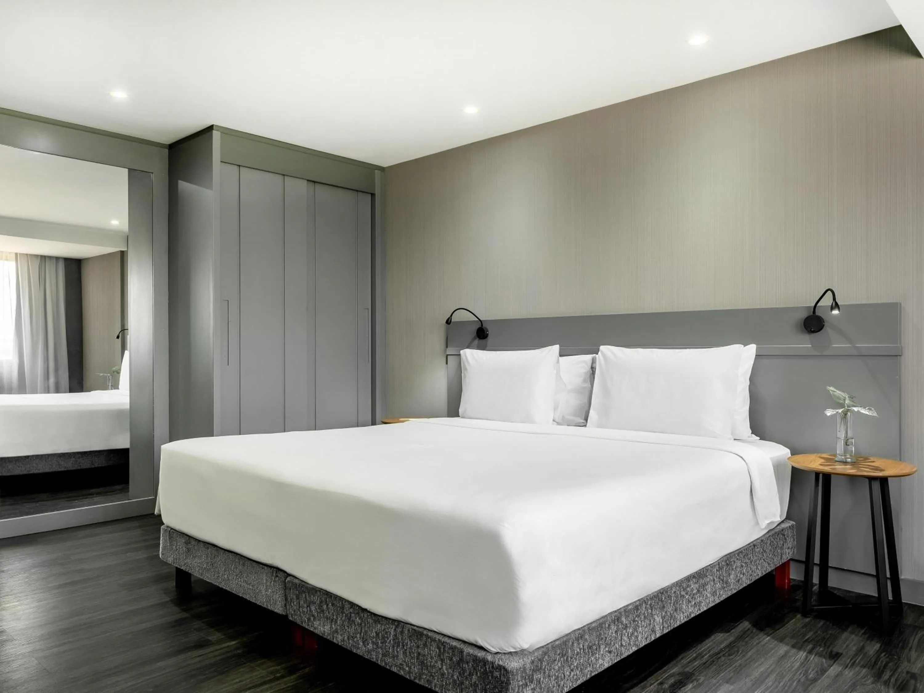 Bedroom, Bed in Grand Mercure Brasilia Eixo Monumental