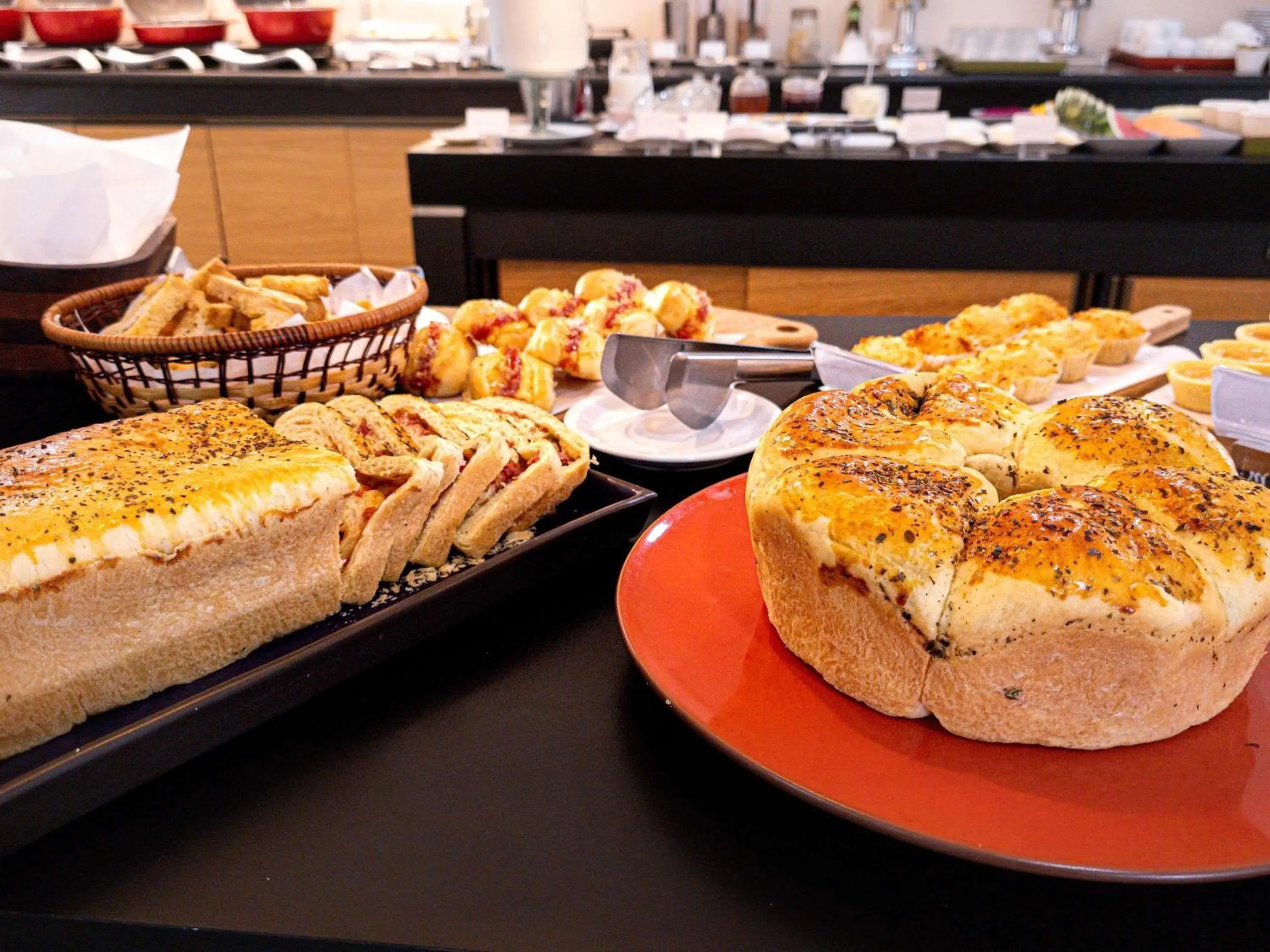 Restaurant/places to eat in Mercure Recife Navegantes