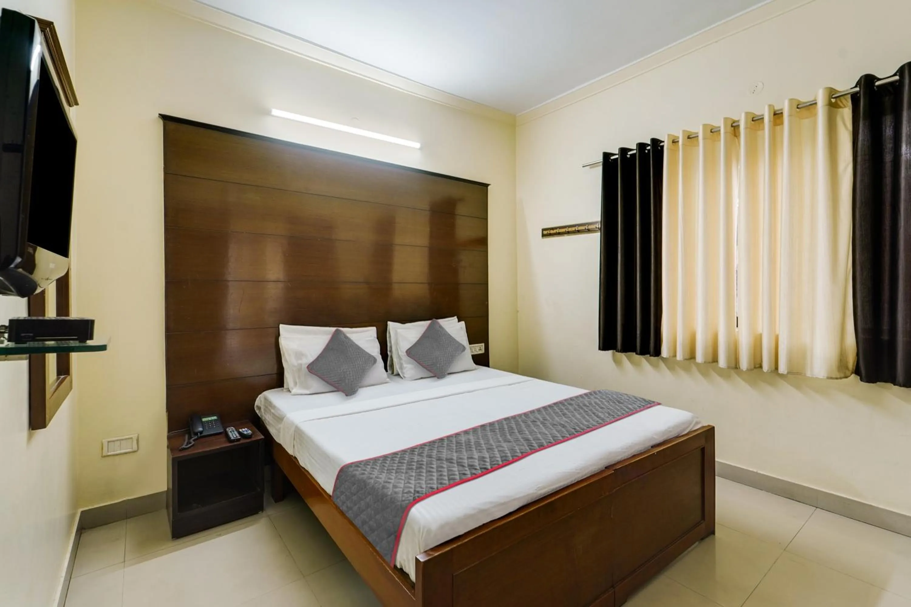 Bedroom in Townhouse Garden City Chennai