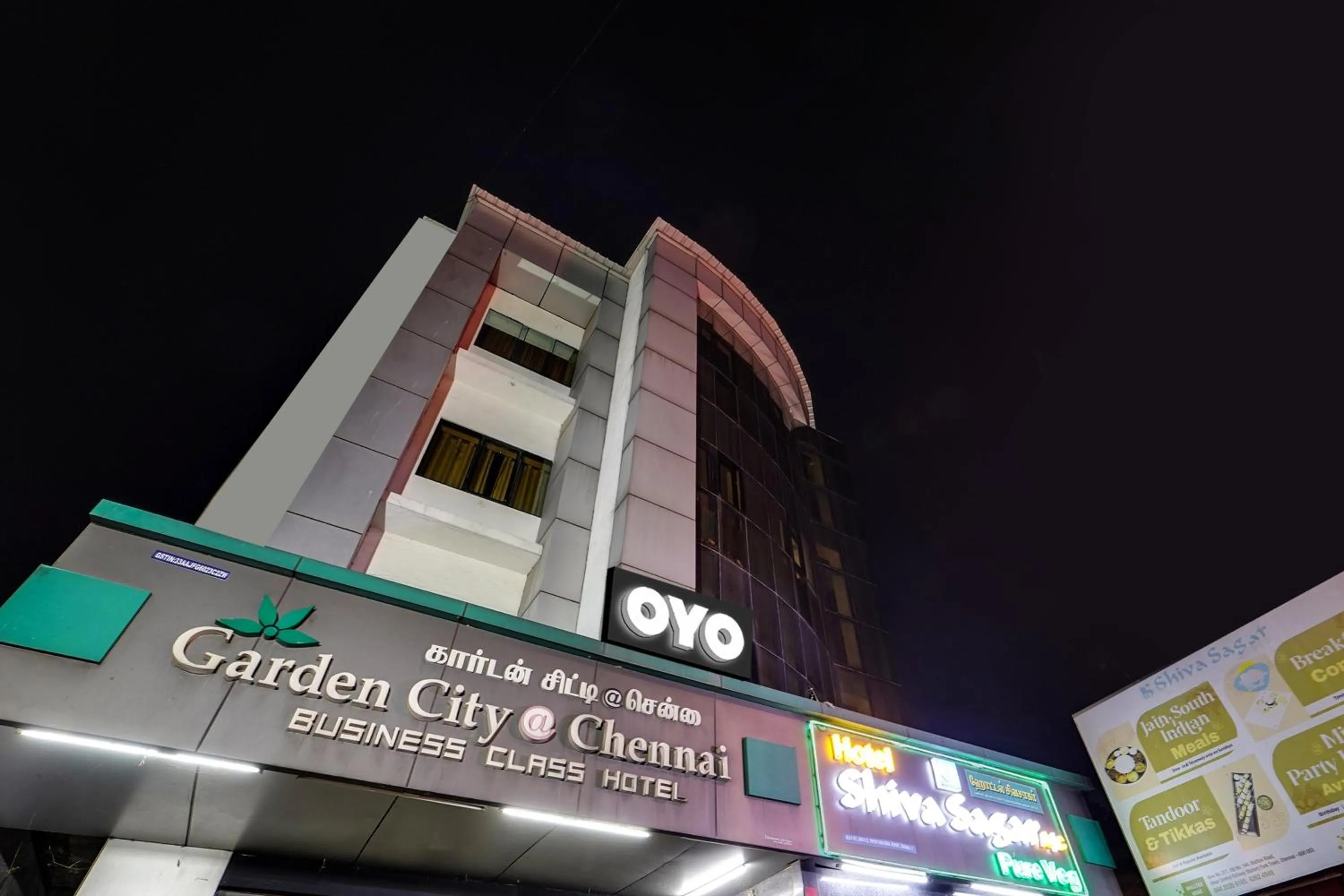 Facade/entrance in Townhouse Garden City Chennai