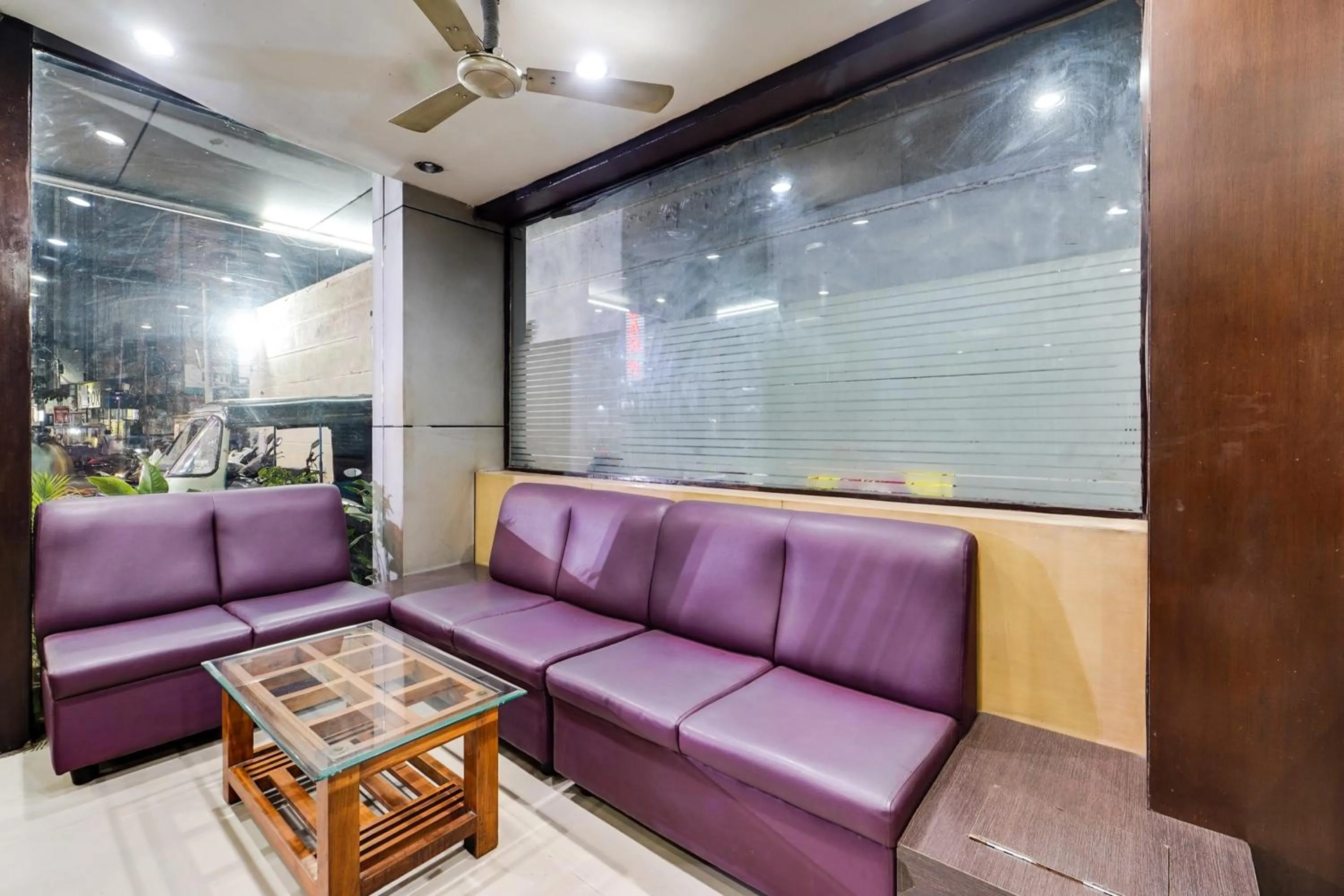 Lobby or reception in Townhouse Garden City Chennai